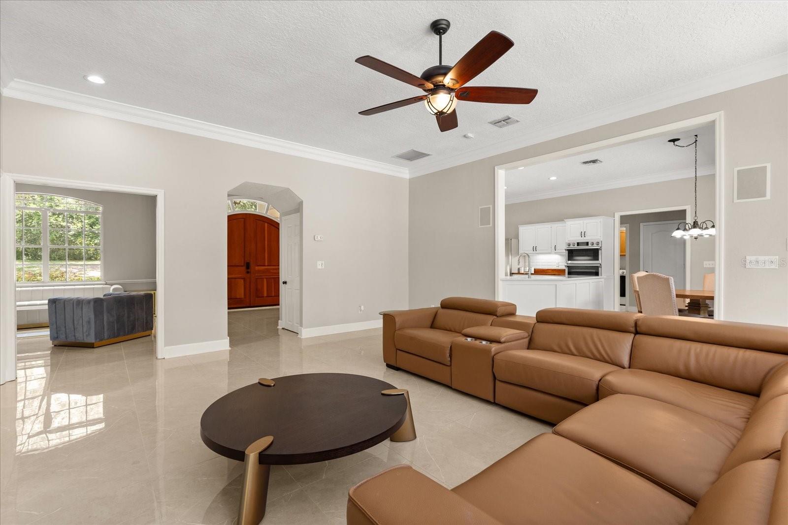 Image 13 of 43 For 8800 Torey Pines Terrace
