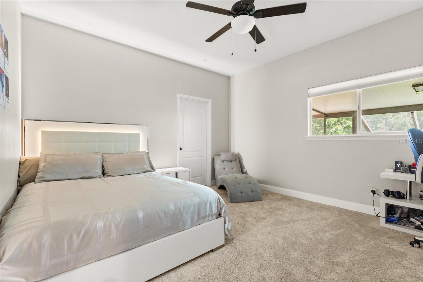 Image 34 of 43 For 8800 Torey Pines Terrace