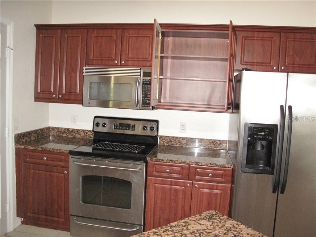 Image 10 of 35 For 3593 Conroy Road 438