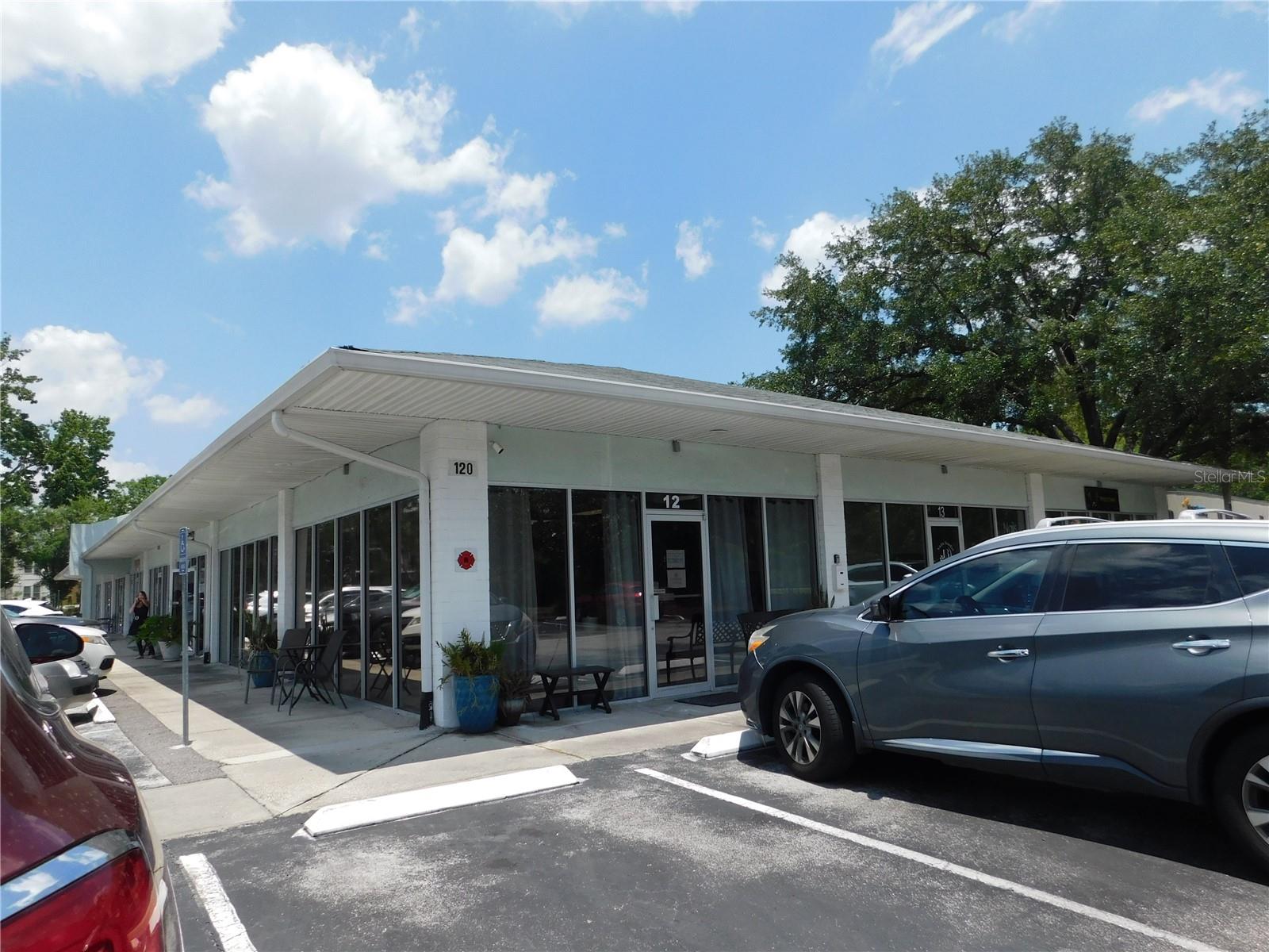 Image 2 of 14 For 120 Alexandria Blvd  12