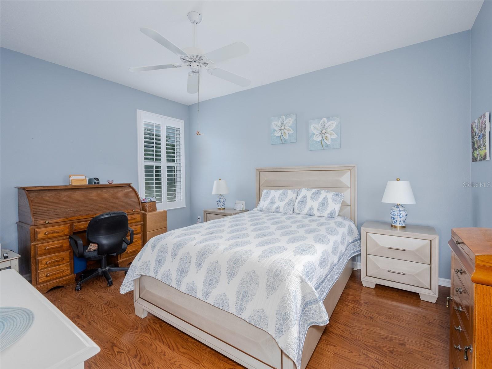 Image 15 of 30 For 5353 Red Leaf Court