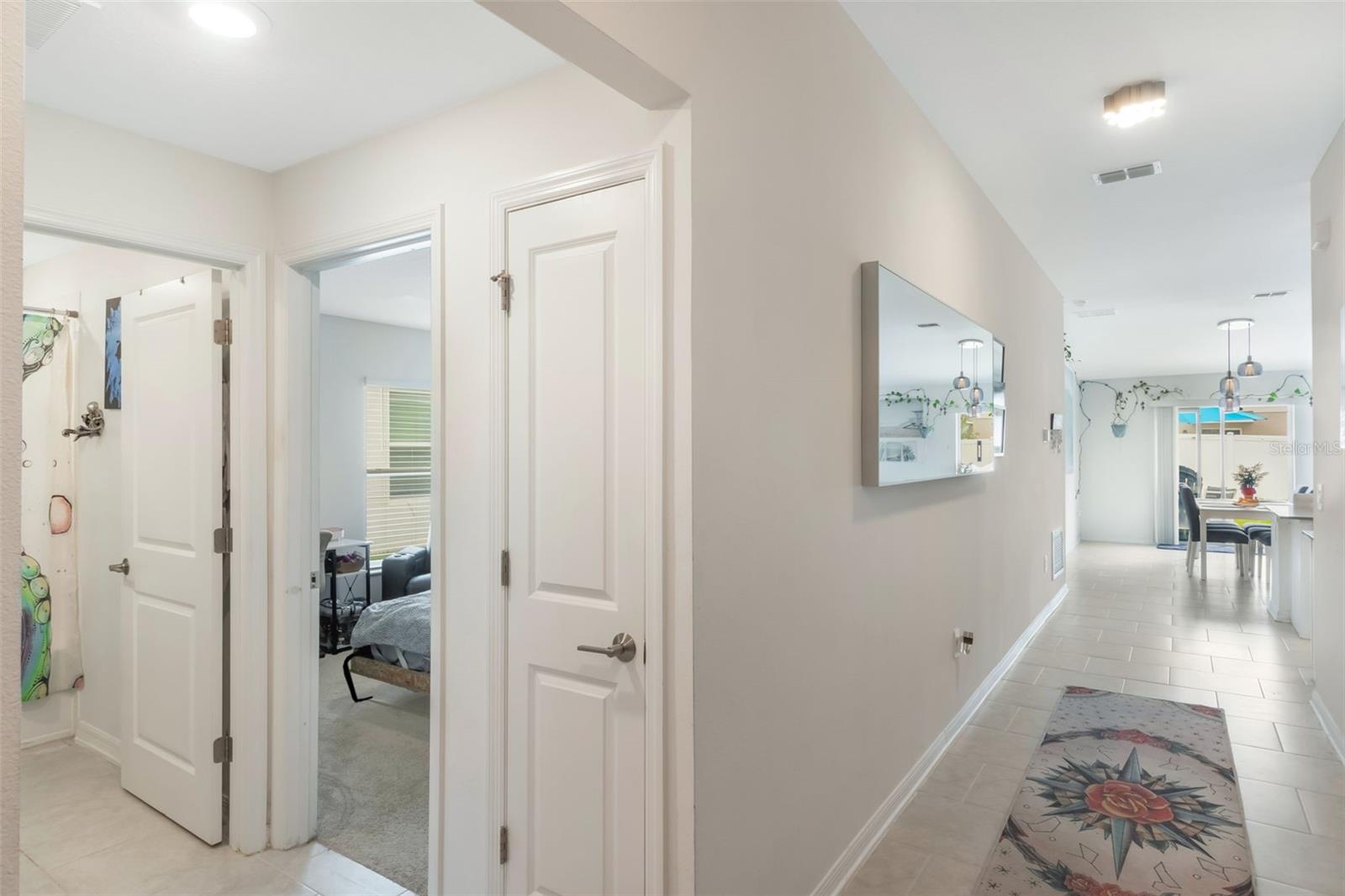 Image 4 of 32 For 621 Silver Palm Drive