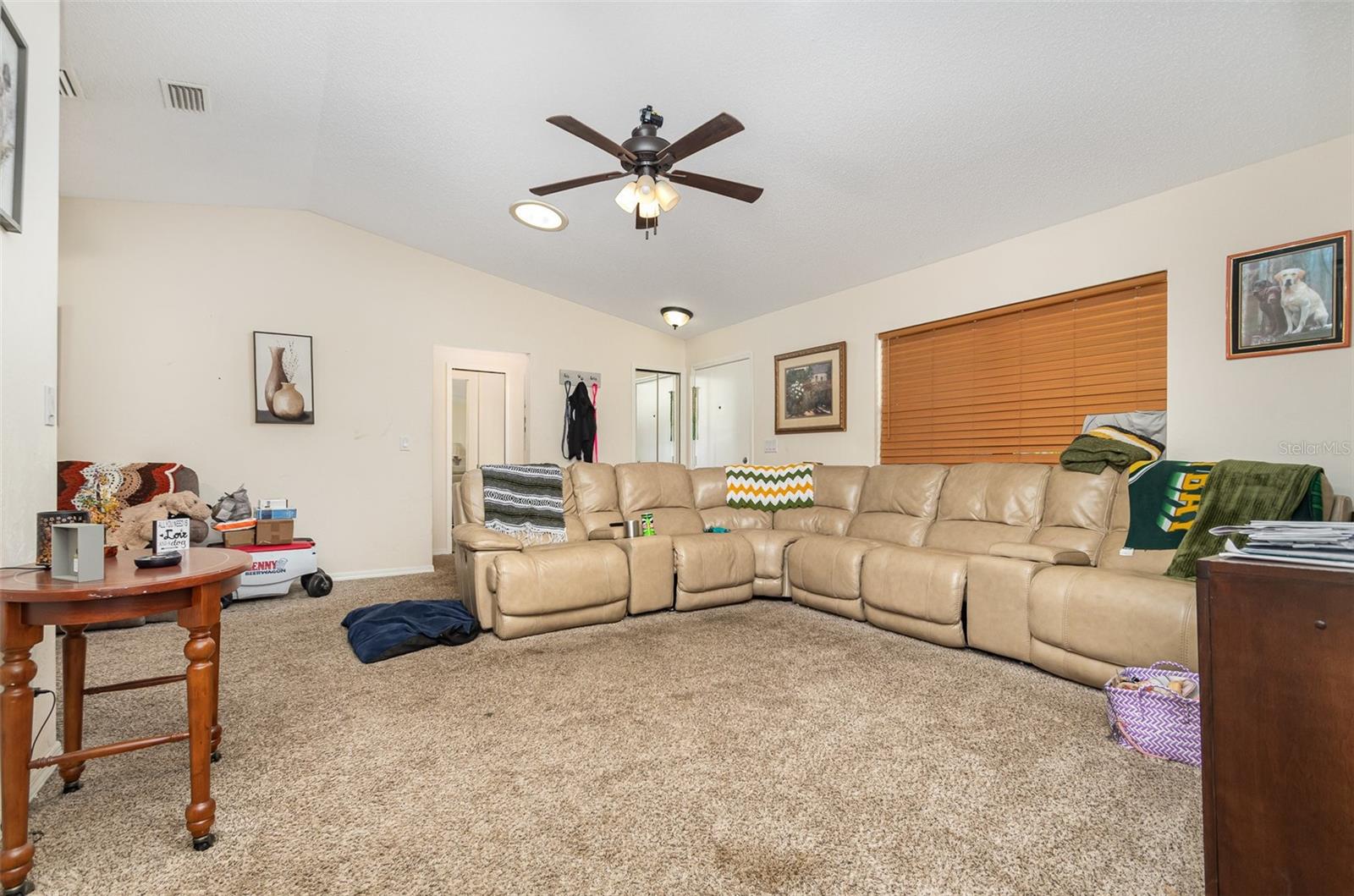 Image 4 of 13 For 468 Oakwood Avenue