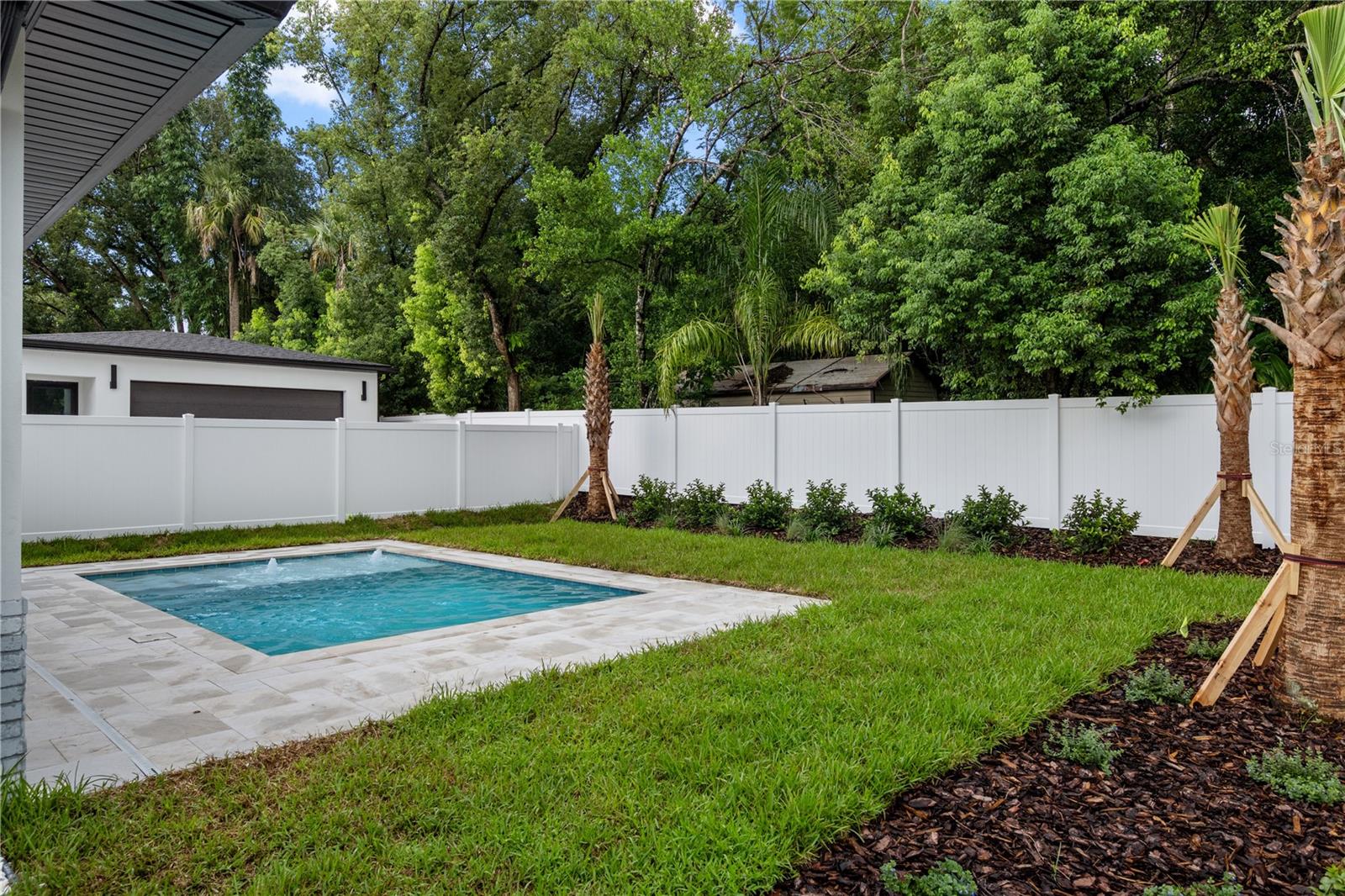 Image 45 of 52 For 925 Lake Emerald Drive