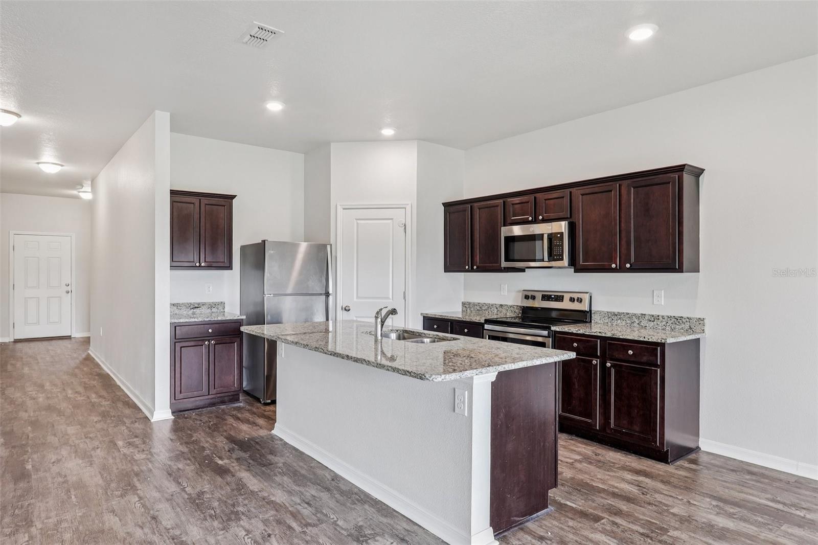 Image 15 of 34 For 3093 Neverland Drive