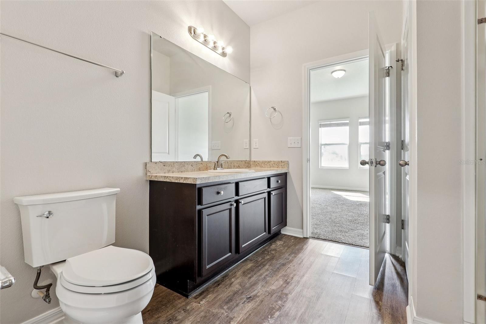 Image 29 of 34 For 3093 Neverland Drive