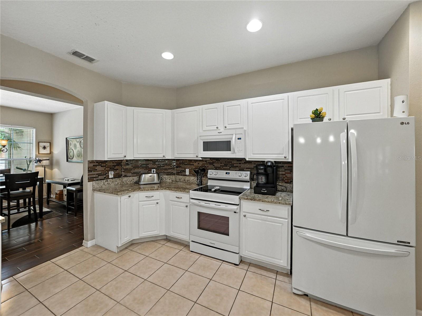 Image 14 of 29 For 3556 Sunset Isles Blvd.
