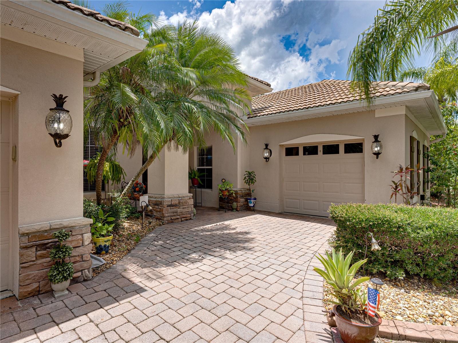 Image 3 of 29 For 3556 Sunset Isles Blvd.
