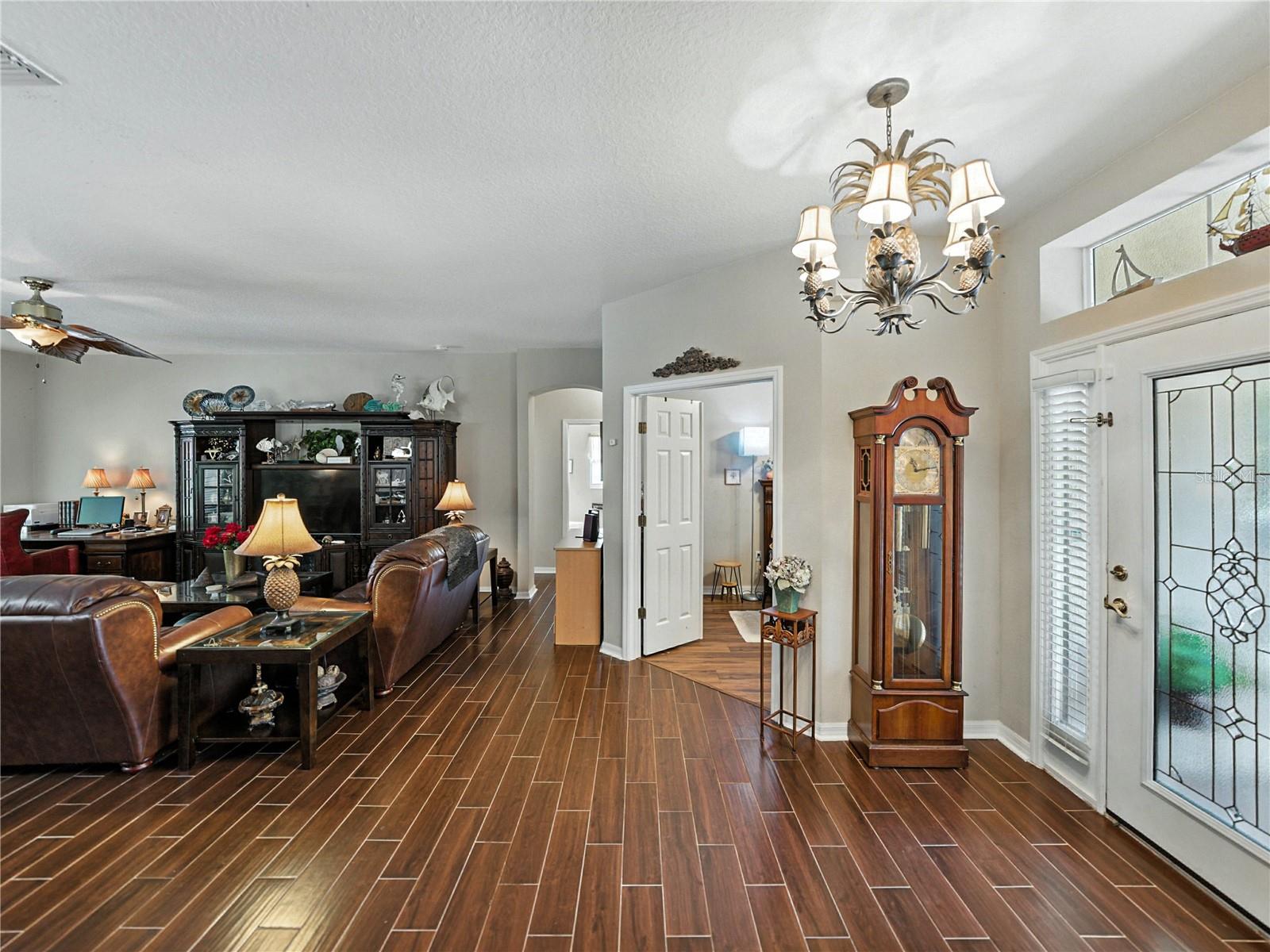 Image 7 of 29 For 3556 Sunset Isles Blvd.