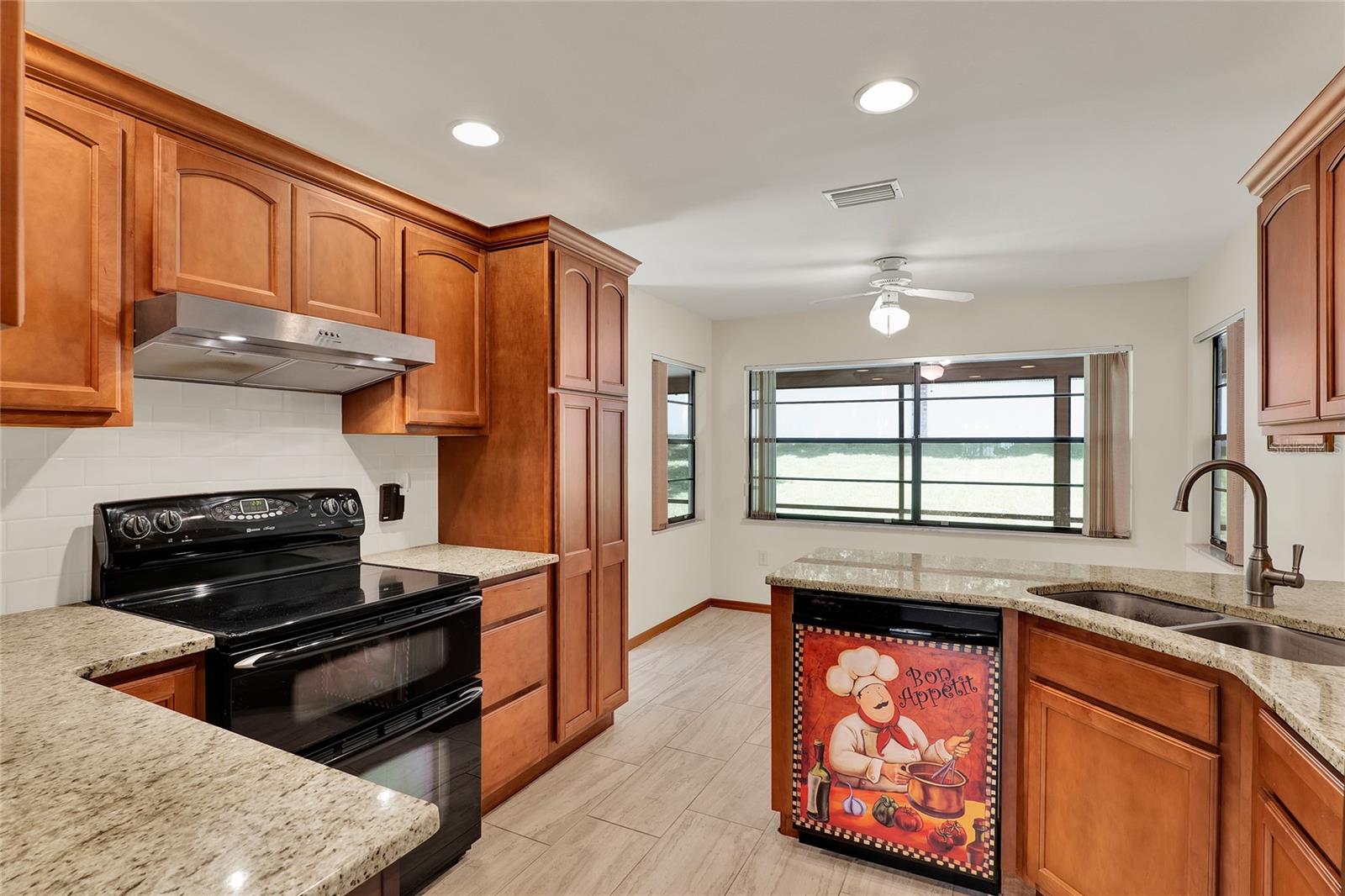 Image 13 of 40 For 1343 Ridge Lake Circle