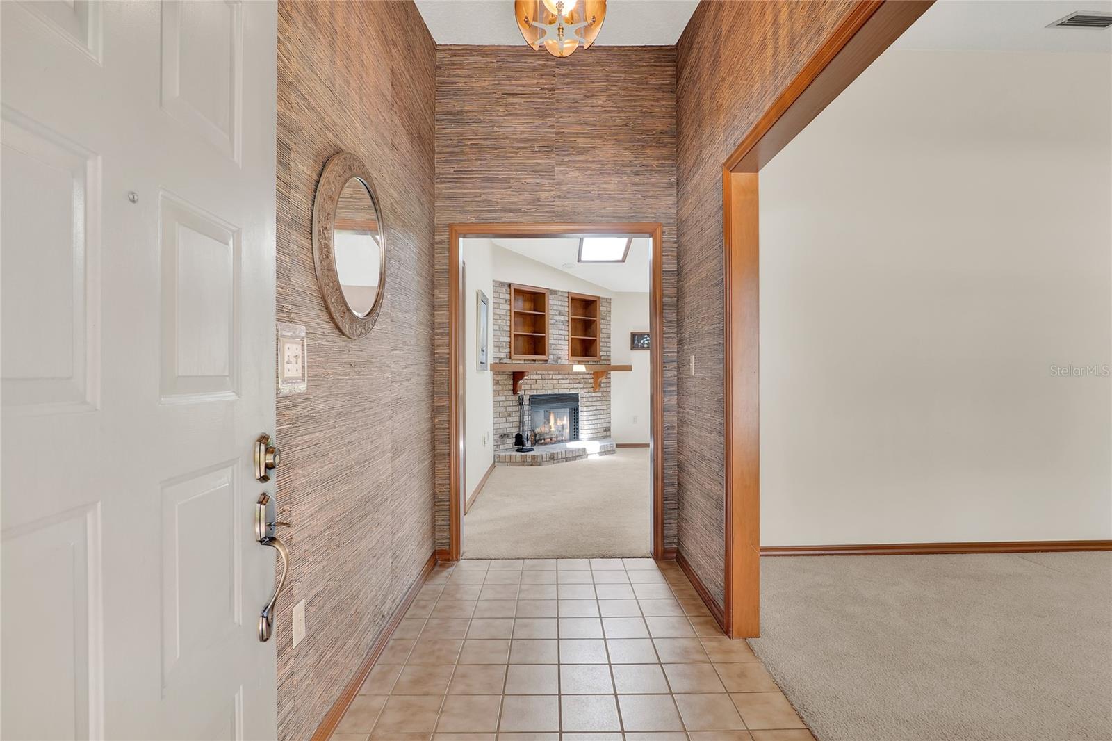 Image 4 of 40 For 1343 Ridge Lake Circle