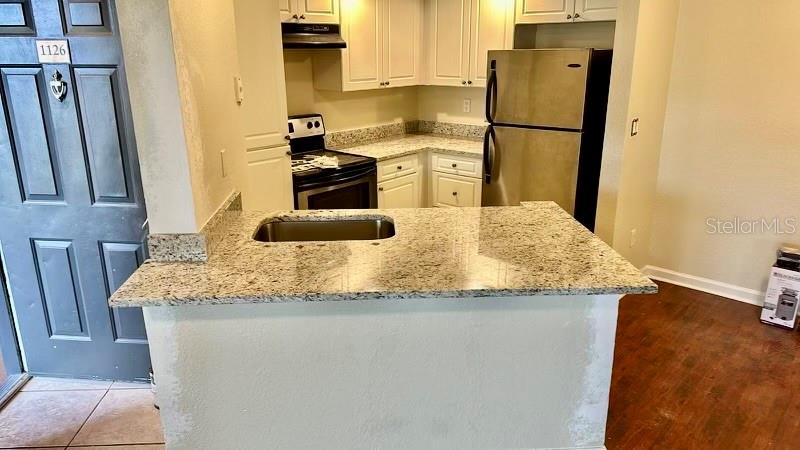 Image 3 of 16 For 4606 Commander Drive 1126