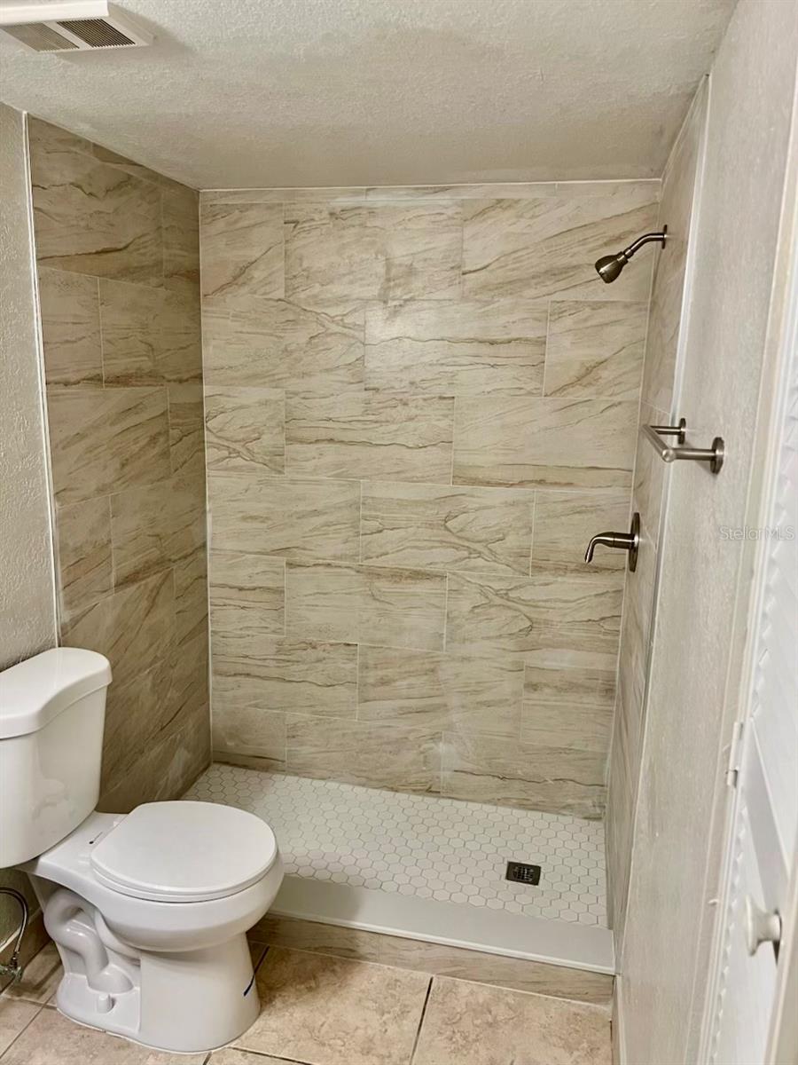 Image 9 of 16 For 4606 Commander Drive 1126