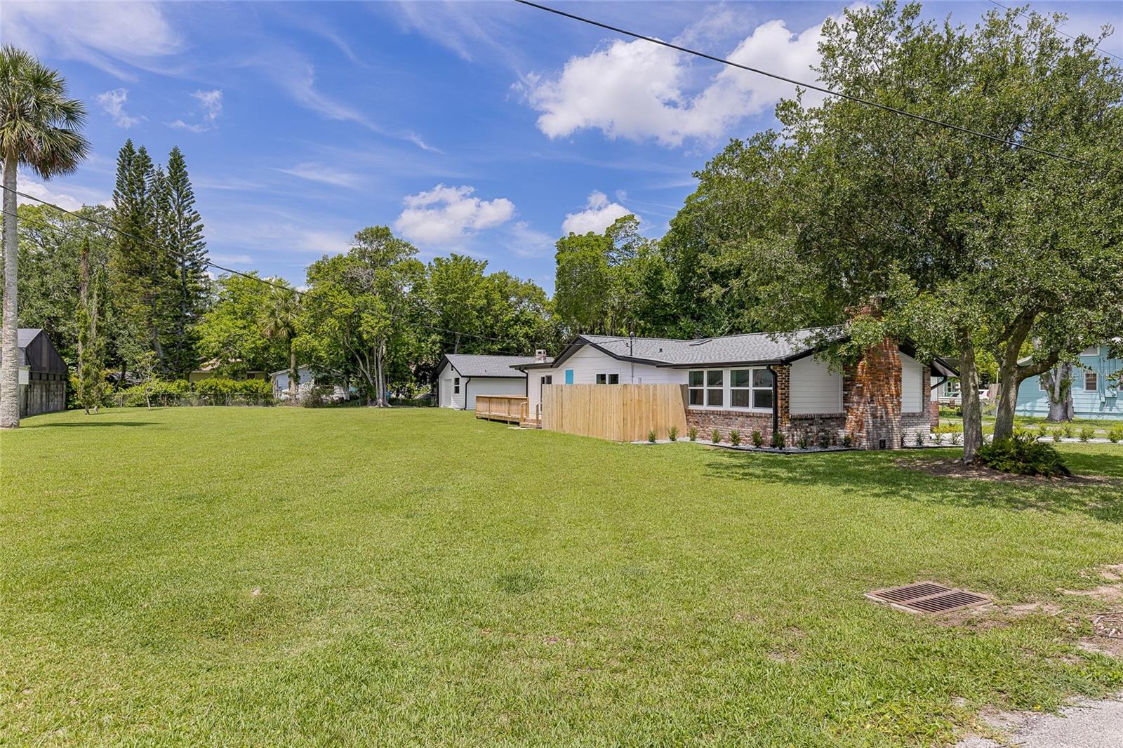 Image 5 of 46 For 608 Cedar Avenue