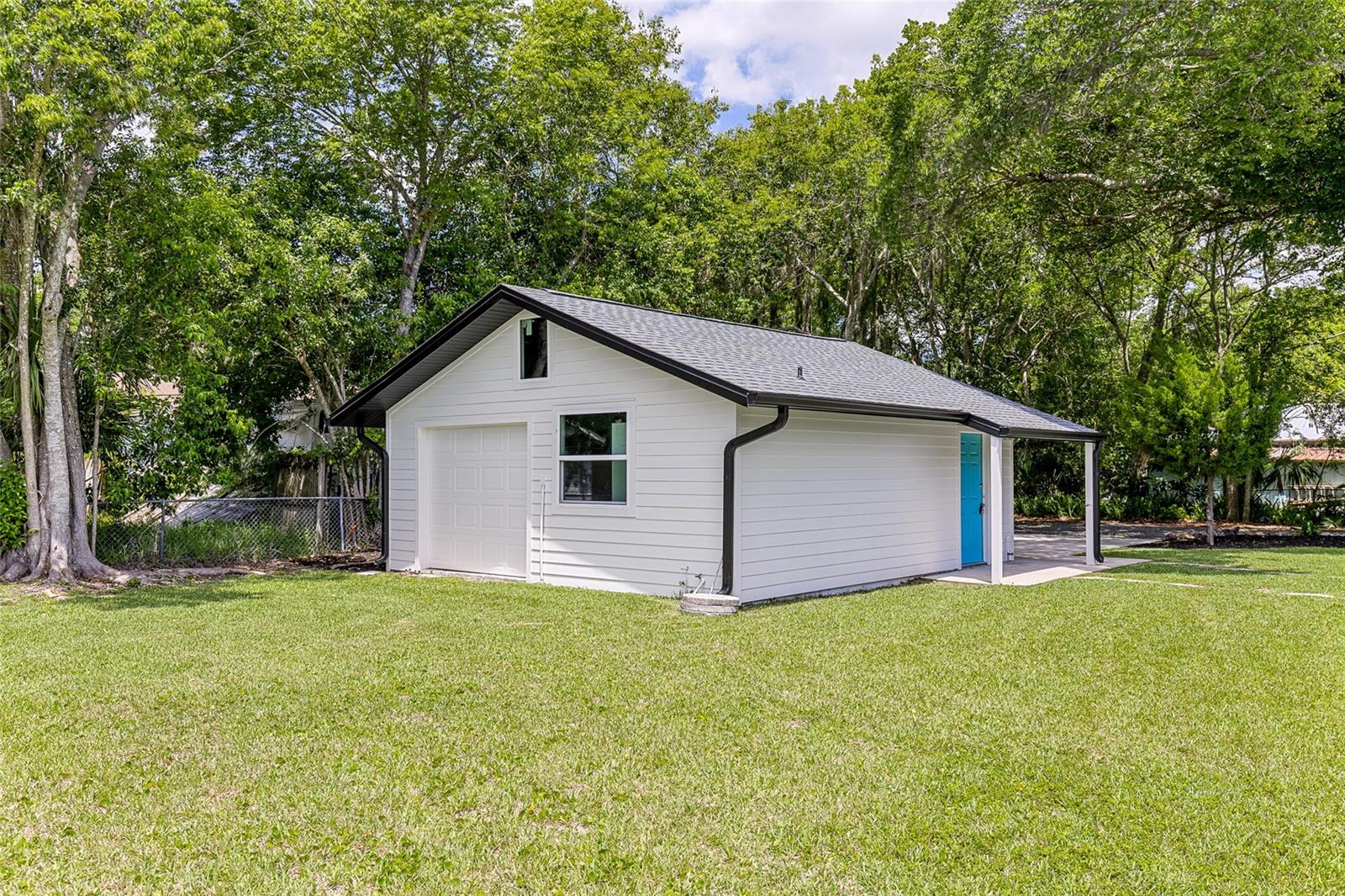Image 7 of 46 For 608 Cedar Avenue