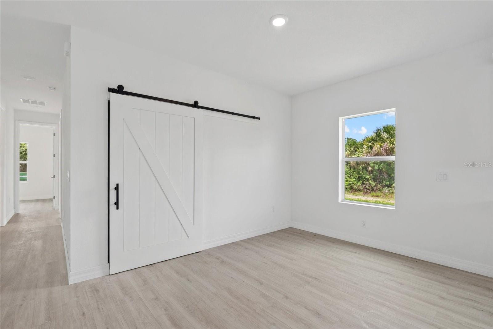 Image 17 of 36 For 5179 Arley Court