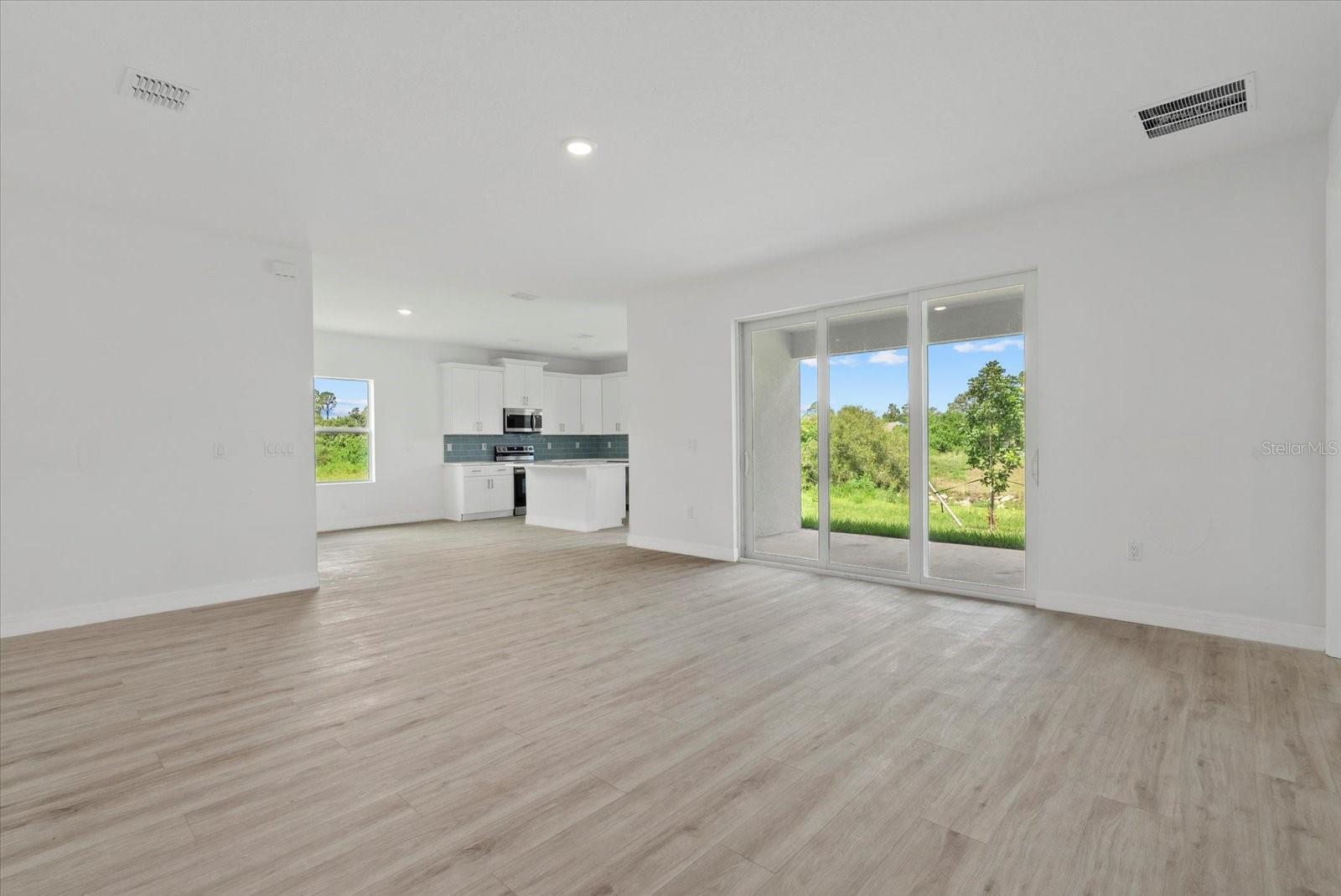 Image 4 of 36 For 5179 Arley Court