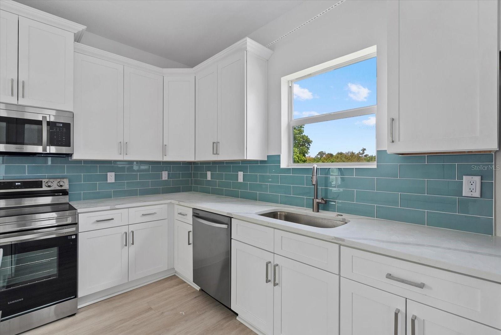 Image 7 of 36 For 5179 Arley Court