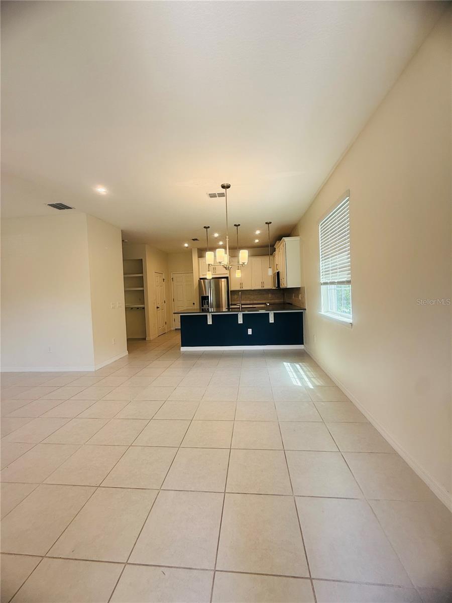 Listing photo id 11 for 8878 Herencia Alley