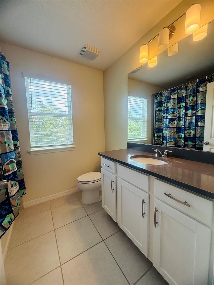 Listing photo id 18 for 8878 Herencia Alley