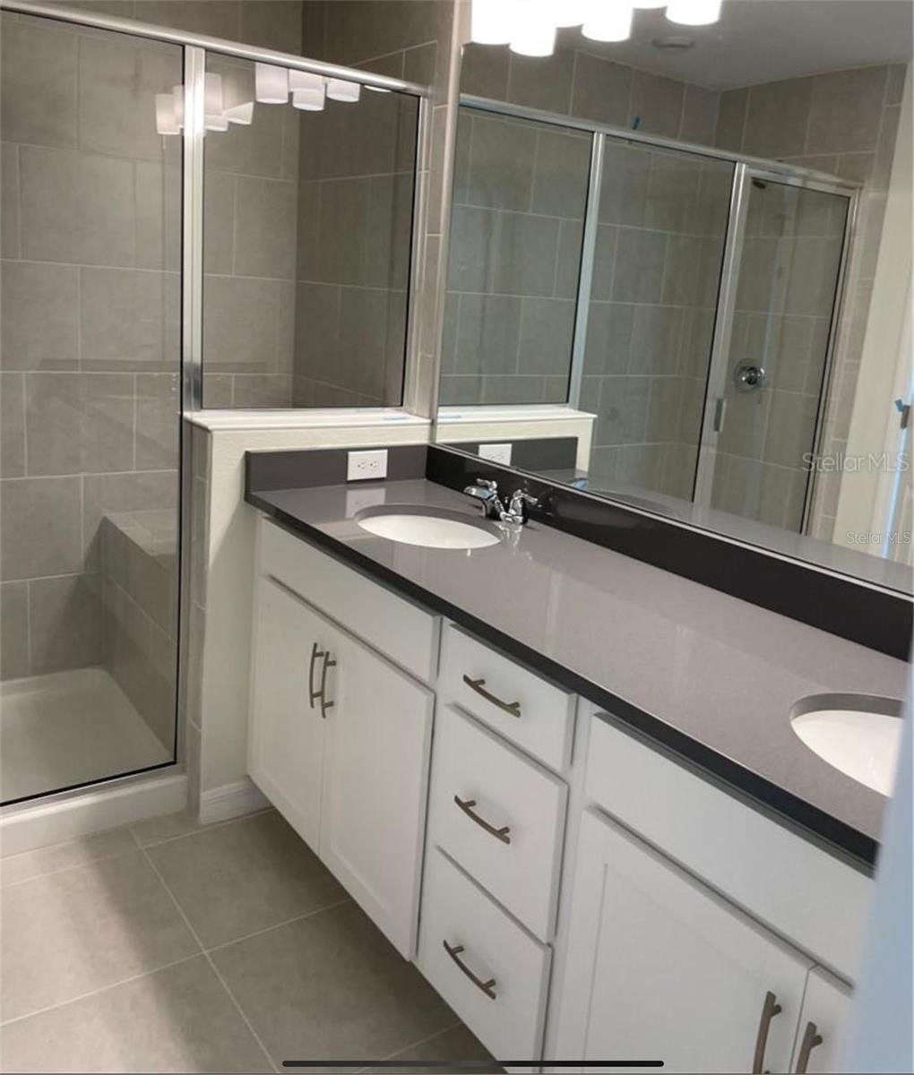 Listing photo id 23 for 8878 Herencia Alley