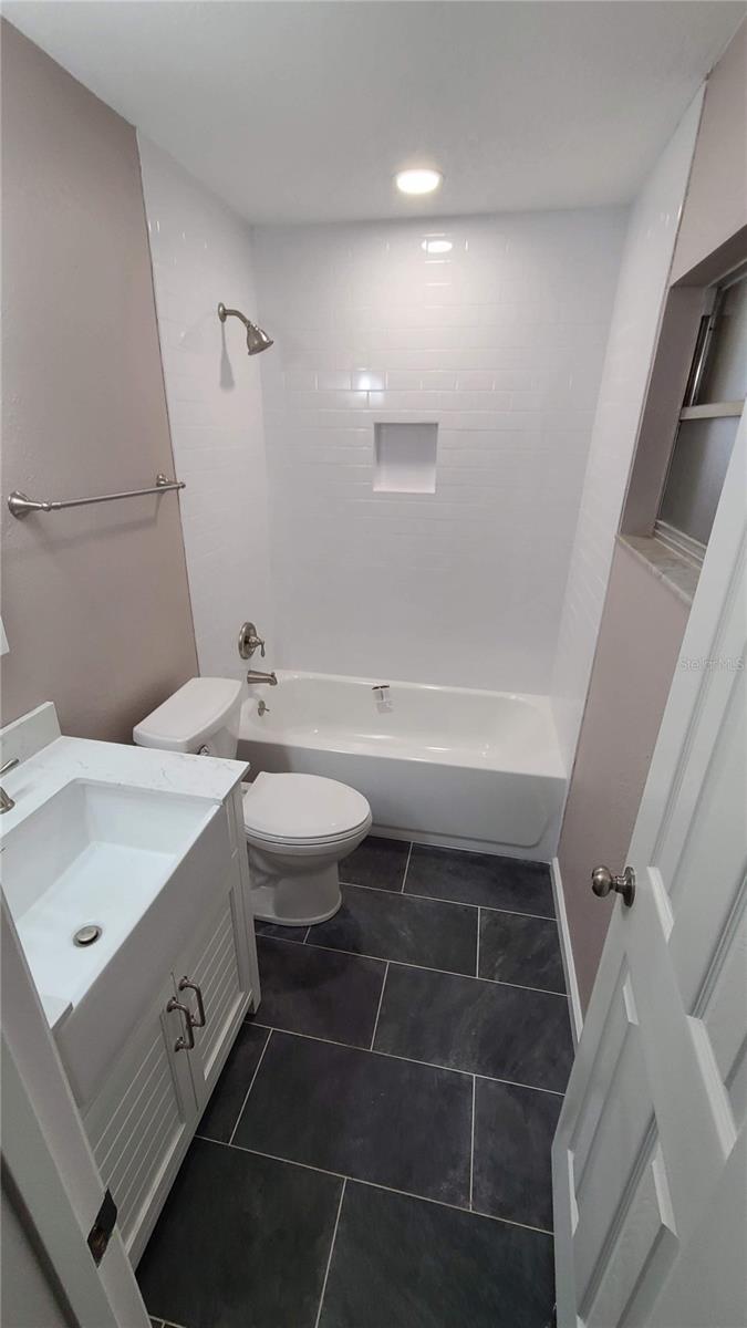 Image 9 of 12 For 798 Mount Vernon Street