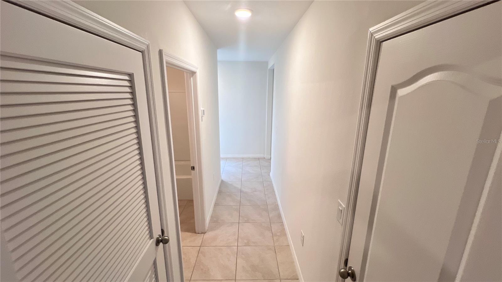 Image 31 of 41 For 2924 Sime Street