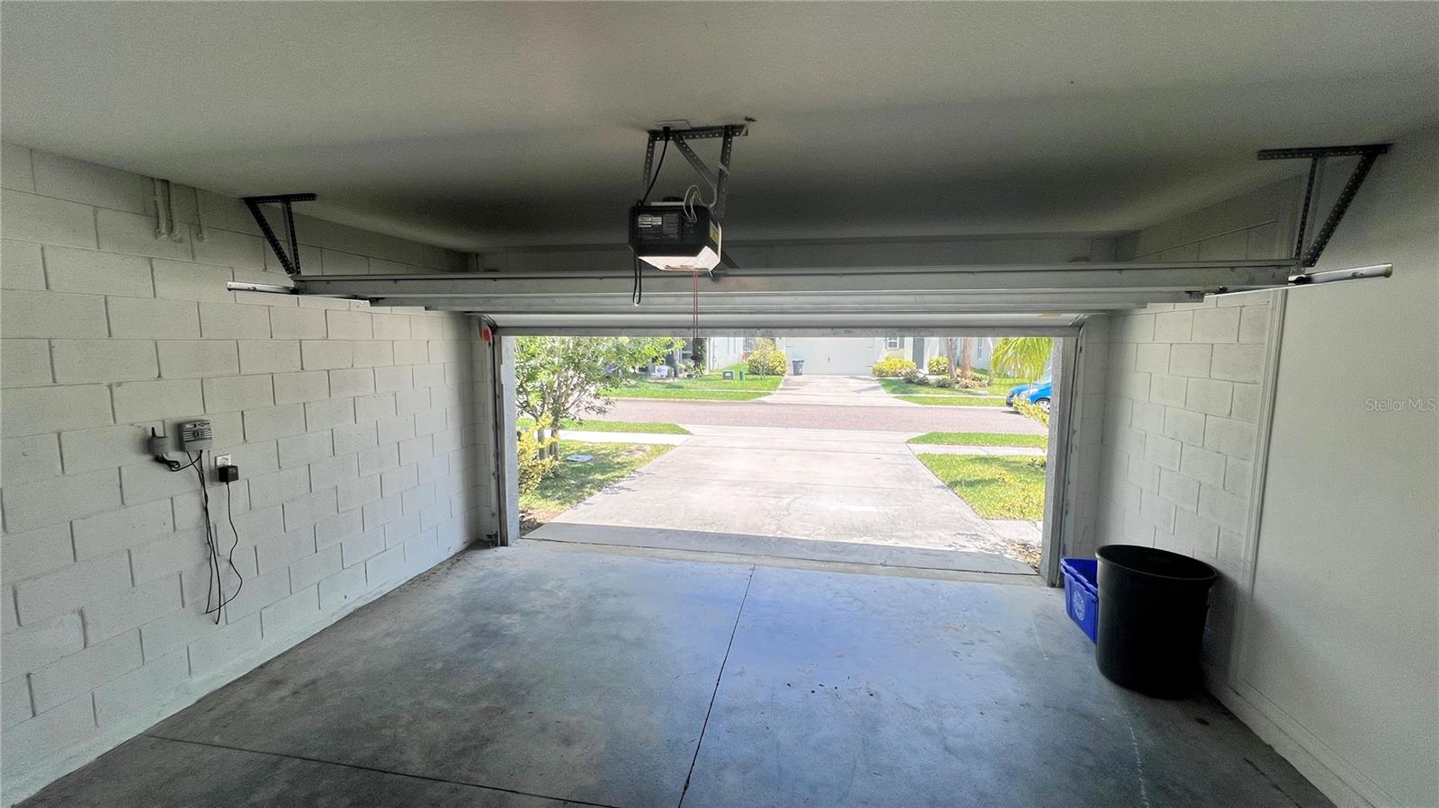 Image 33 of 41 For 2924 Sime Street