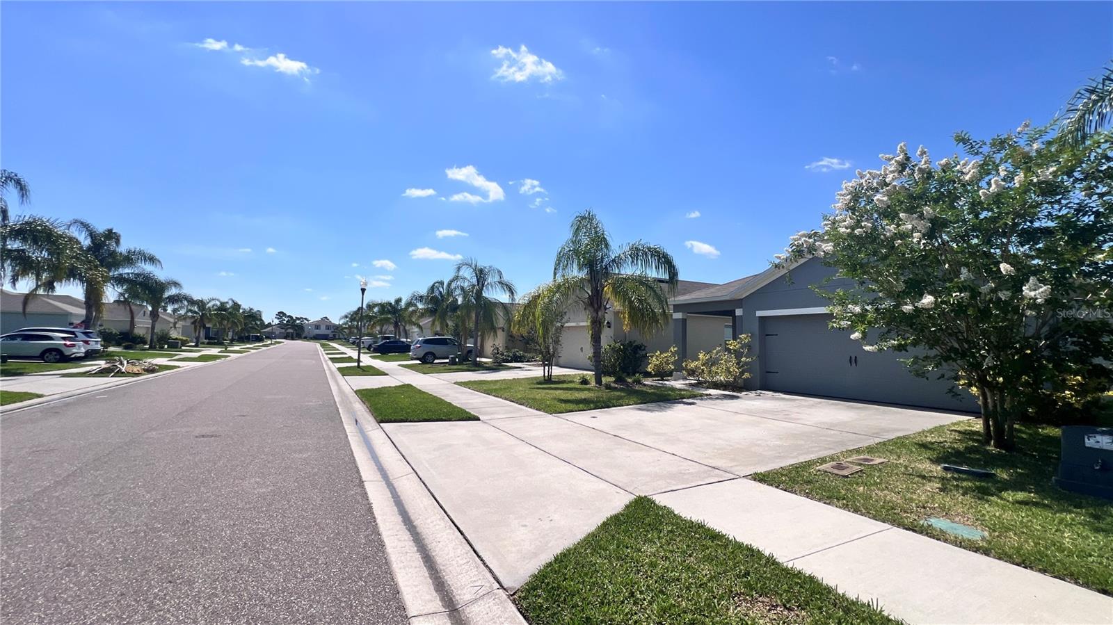 Image 4 of 41 For 2924 Sime Street