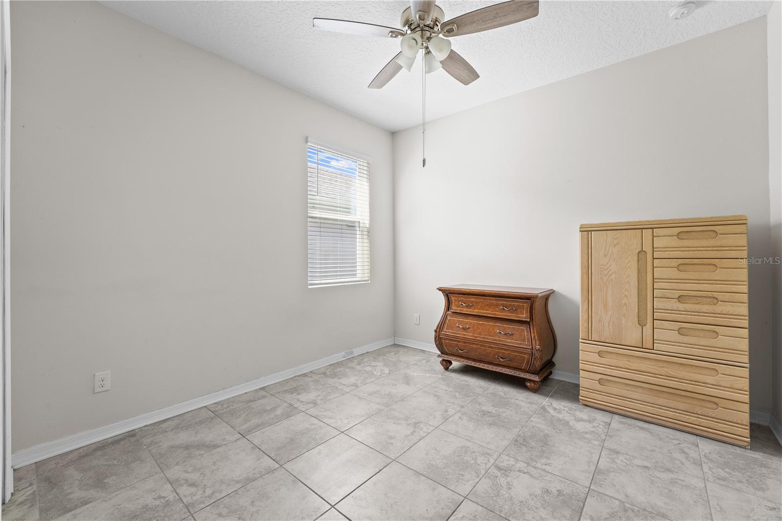 Image 25 of 47 For 3443 Sagebrush Street