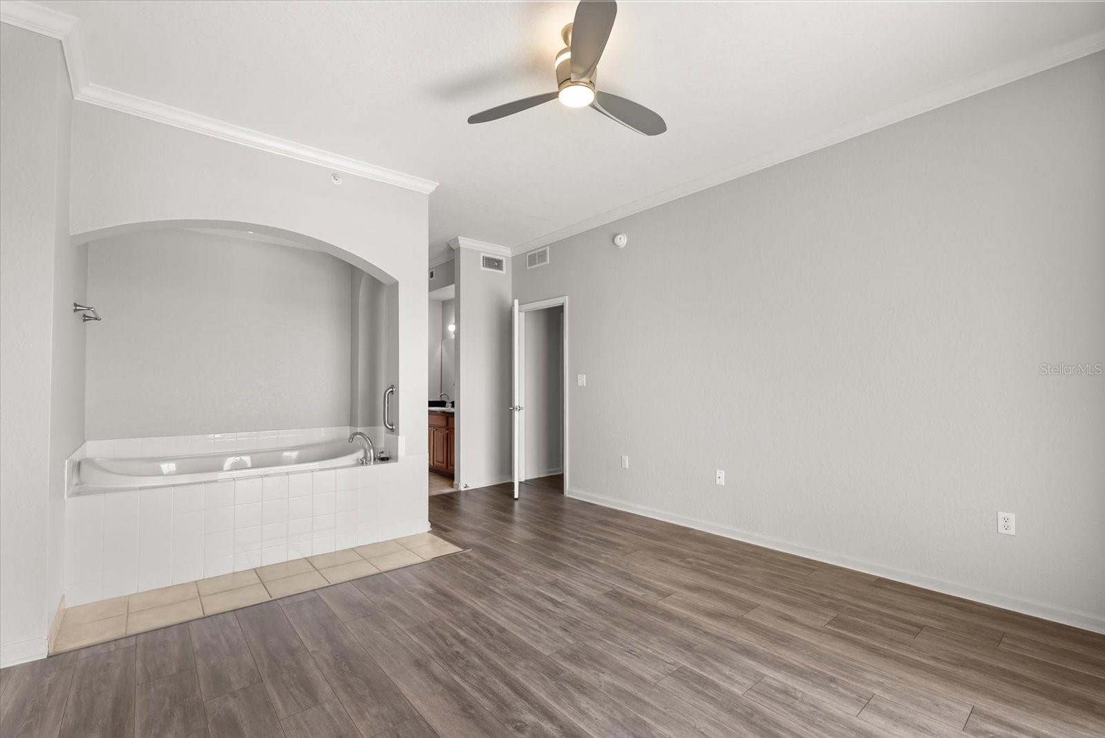 Image 17 of 89 For 8101 Resort Village Drive 31503