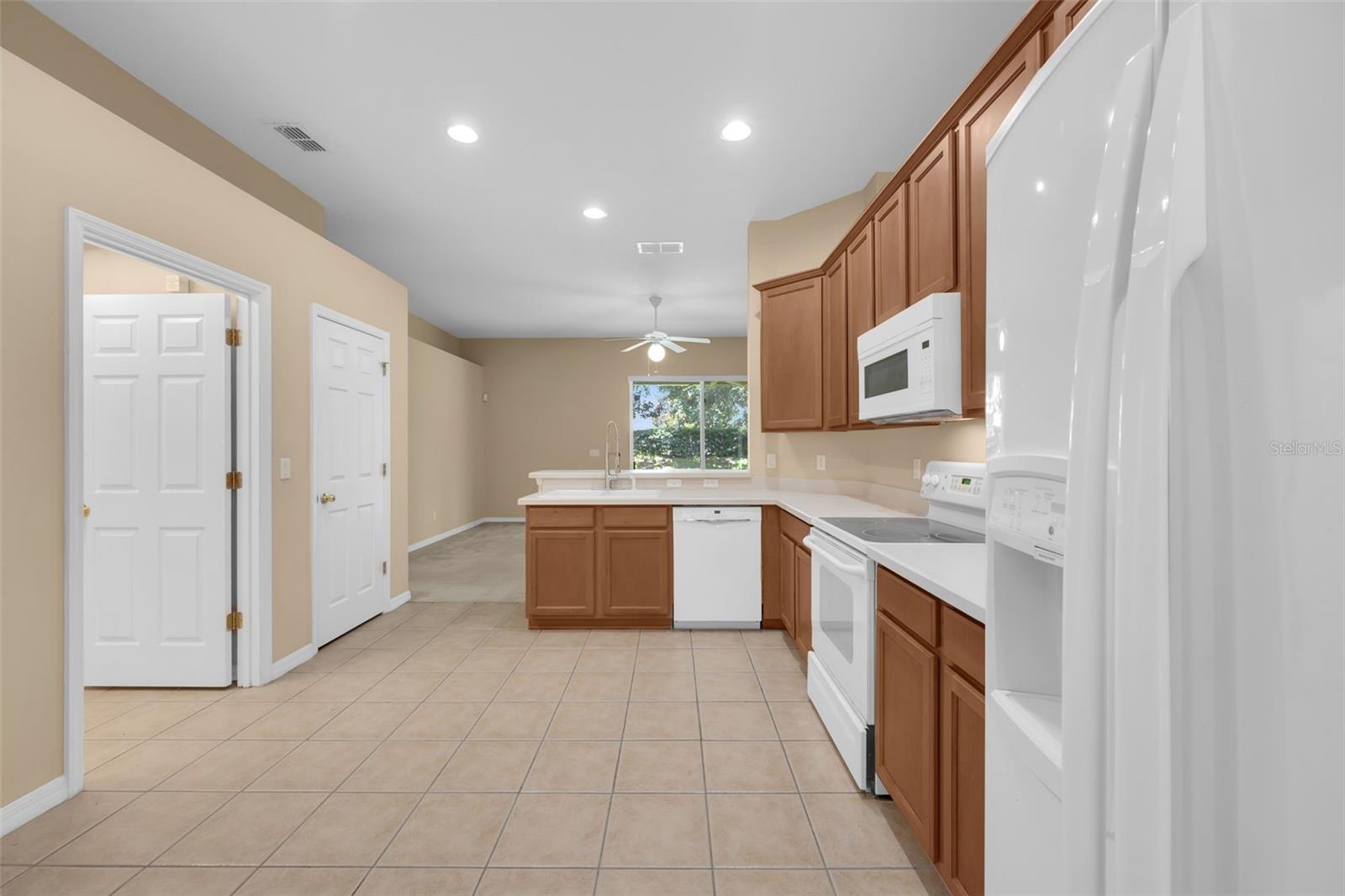 Image 16 of 35 For 9650 Bay Pine Lane