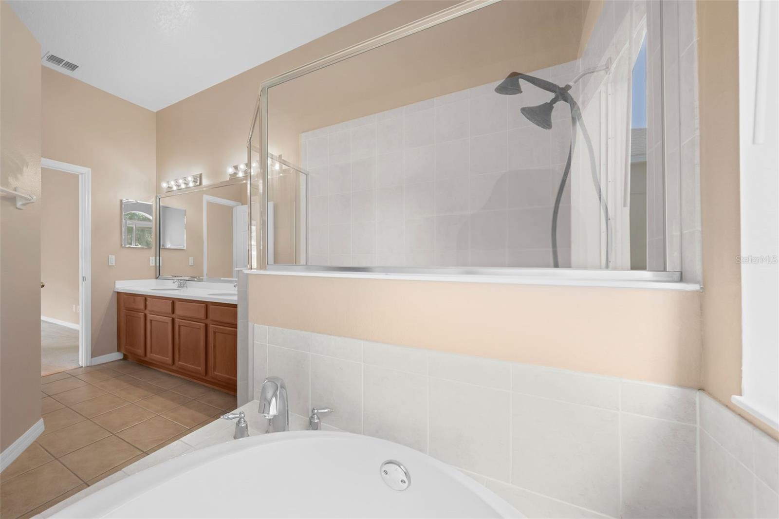 Image 22 of 35 For 9650 Bay Pine Lane