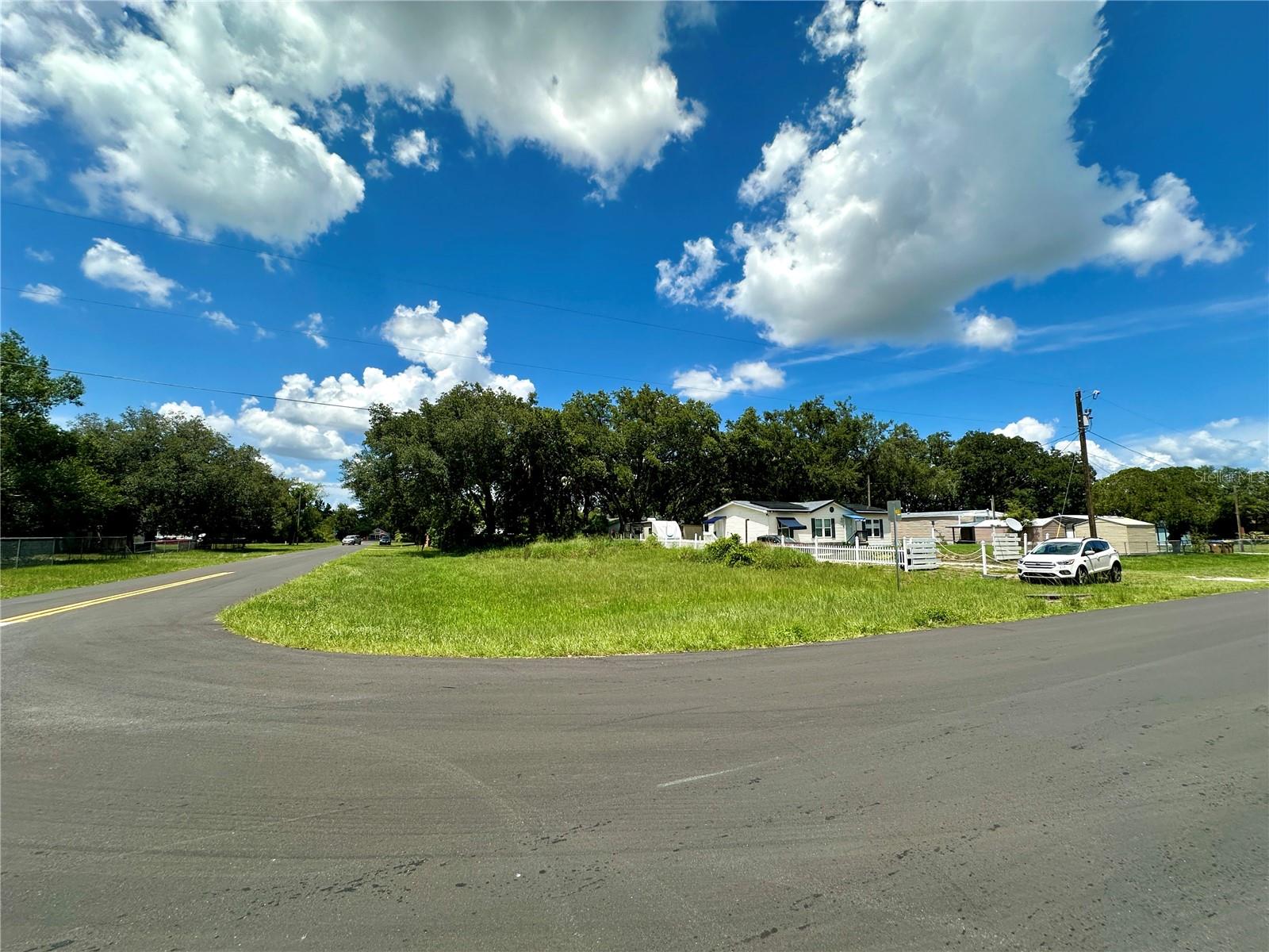 Image 2 of 3 For 5525 Osceola Avenue