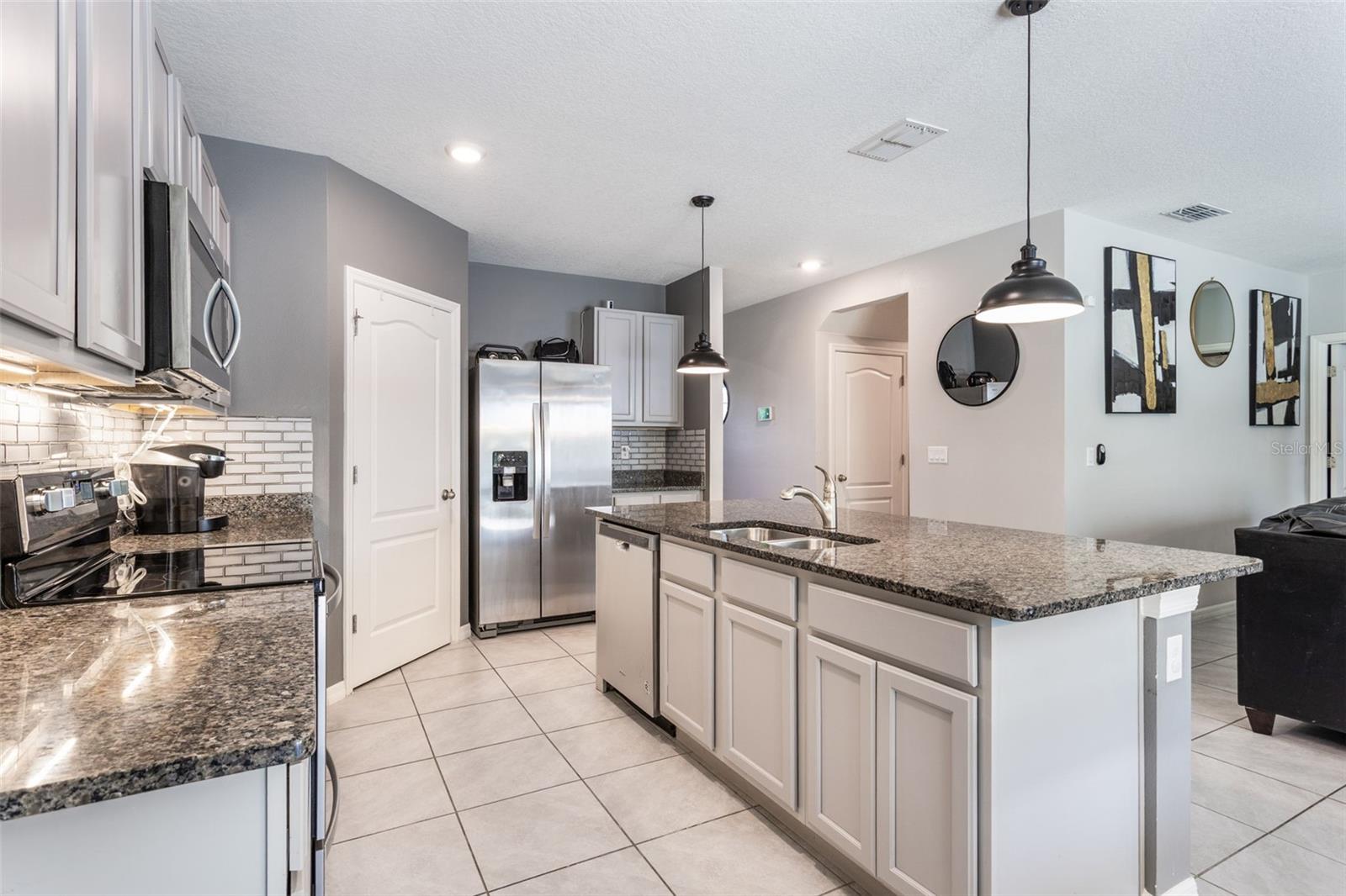 Image 12 of 43 For 3759 Crimson Clover Drive