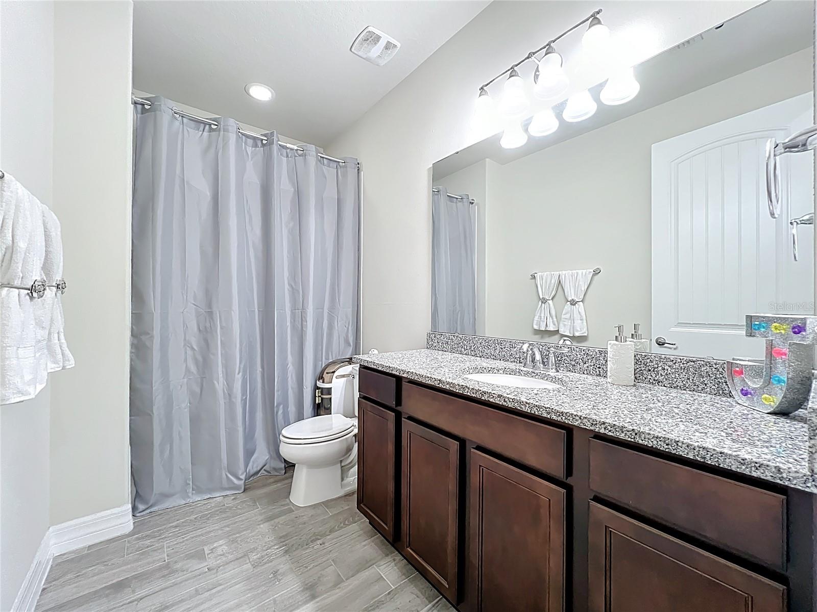 Image 33 of 63 For 15084 Cuddy Court