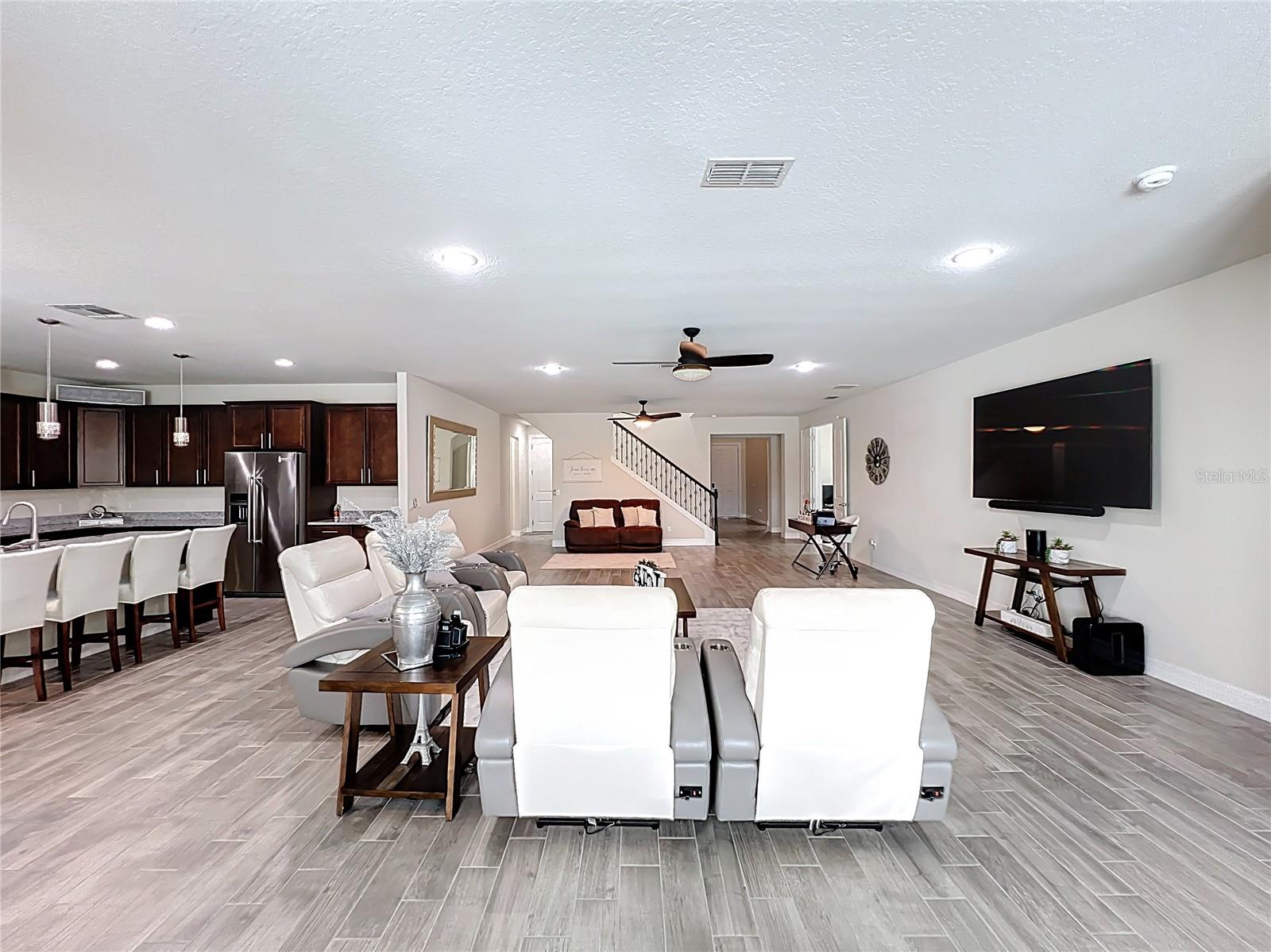 Image 7 of 63 For 15084 Cuddy Court