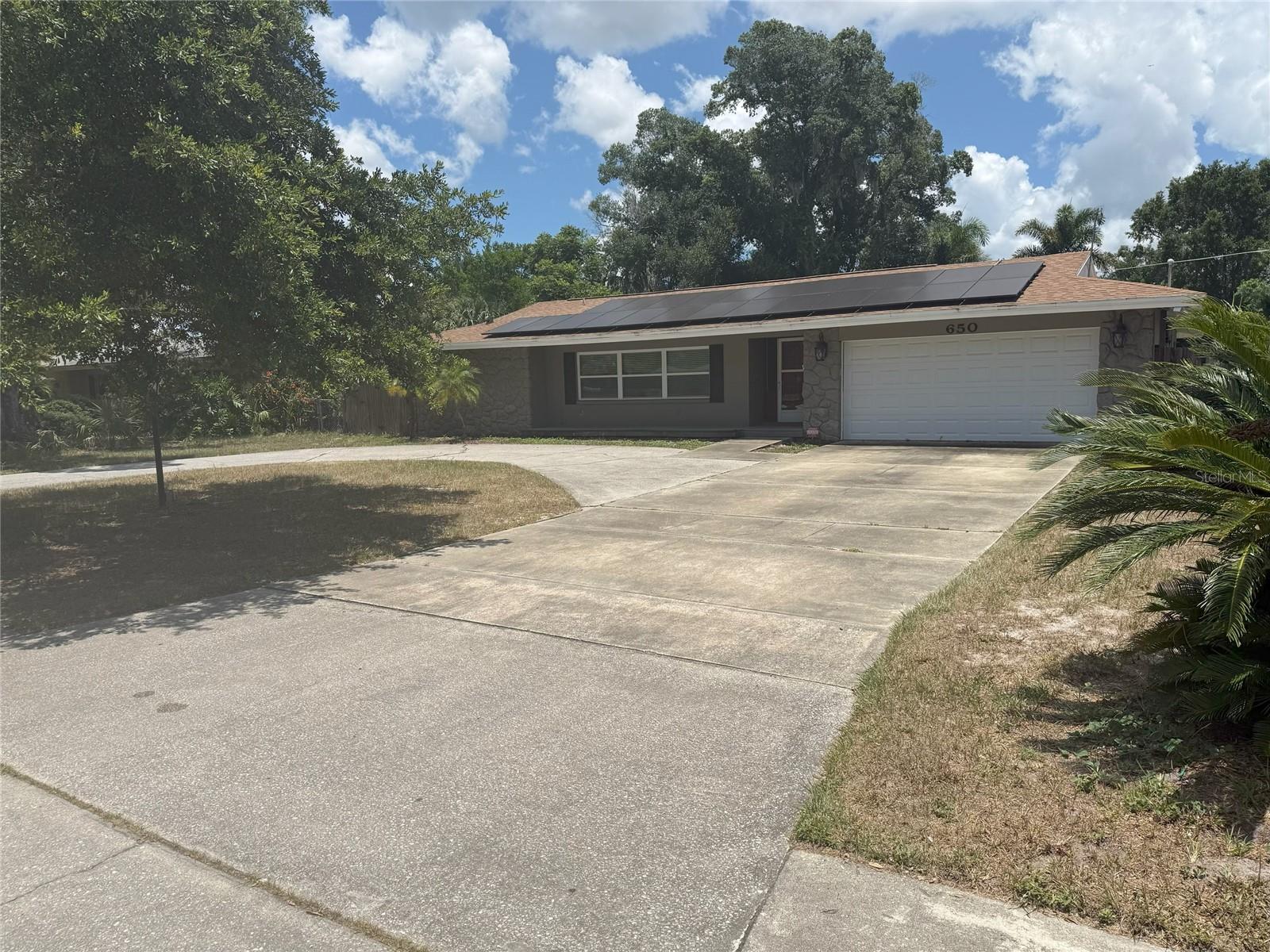 Image 3 of 20 For 650 Lakemont Avenue