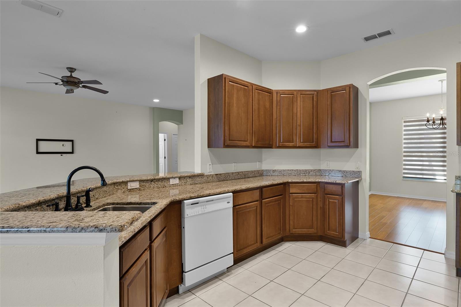 Image 16 of 83 For 3533 Somerset Circle