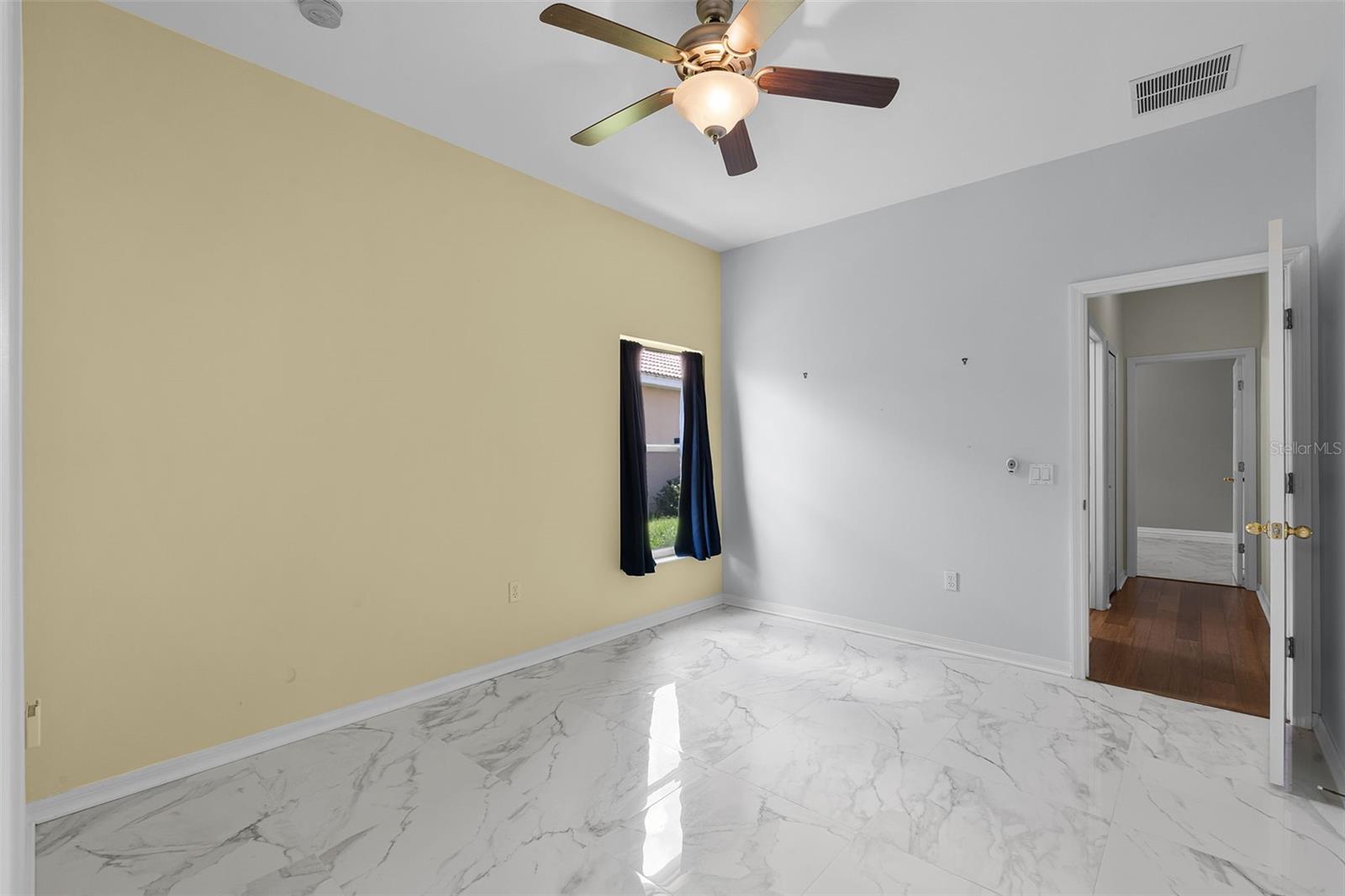 Image 26 of 83 For 3533 Somerset Circle