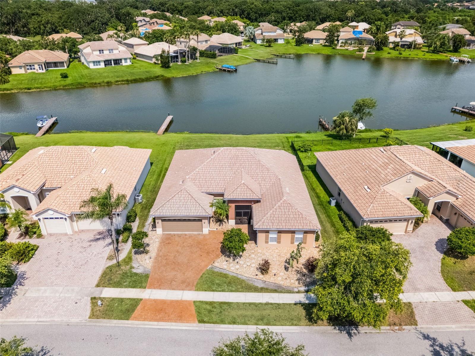Image 42 of 83 For 3533 Somerset Circle