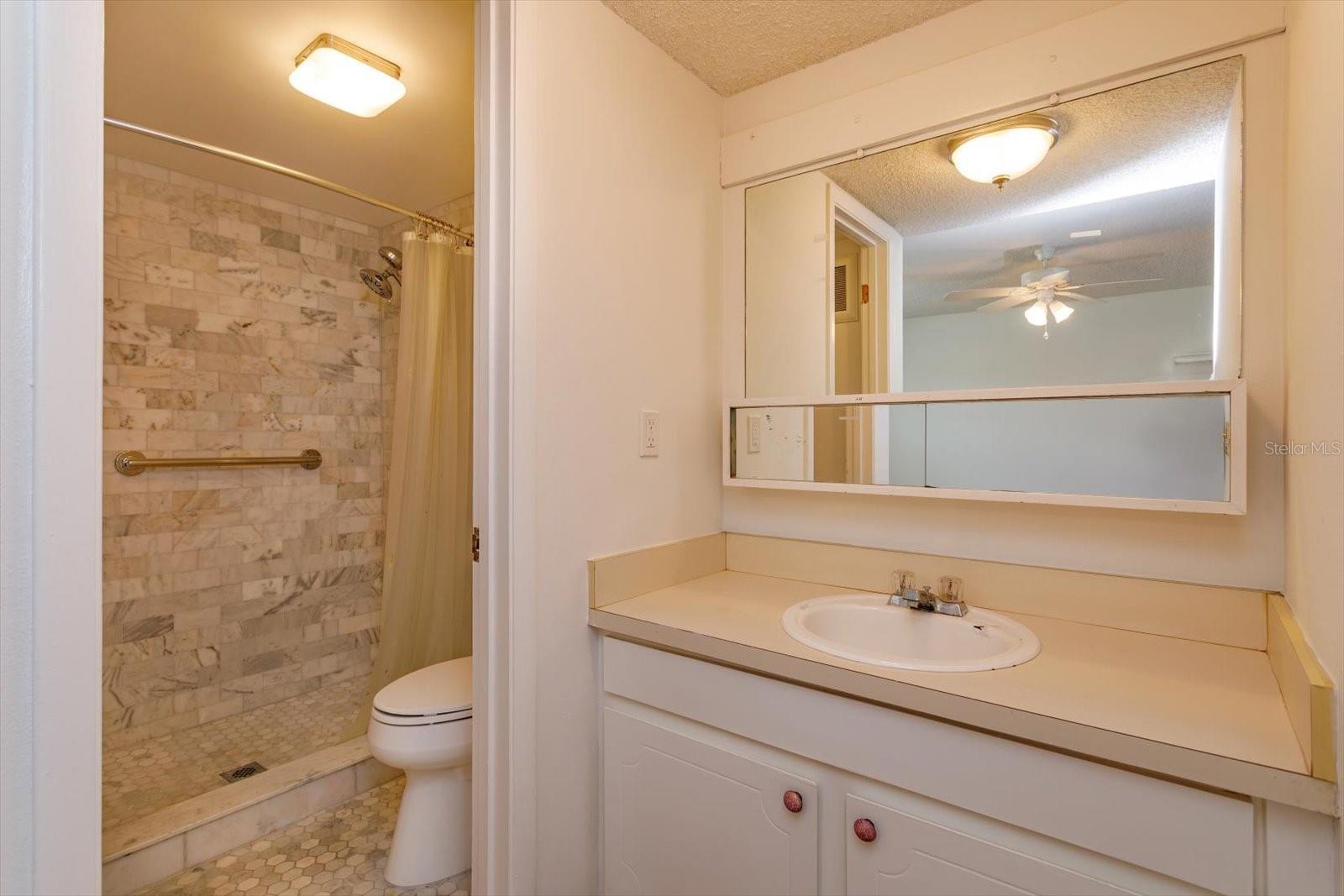 Image 11 of 20 For 200 Saint Andrews Boulevard 2607