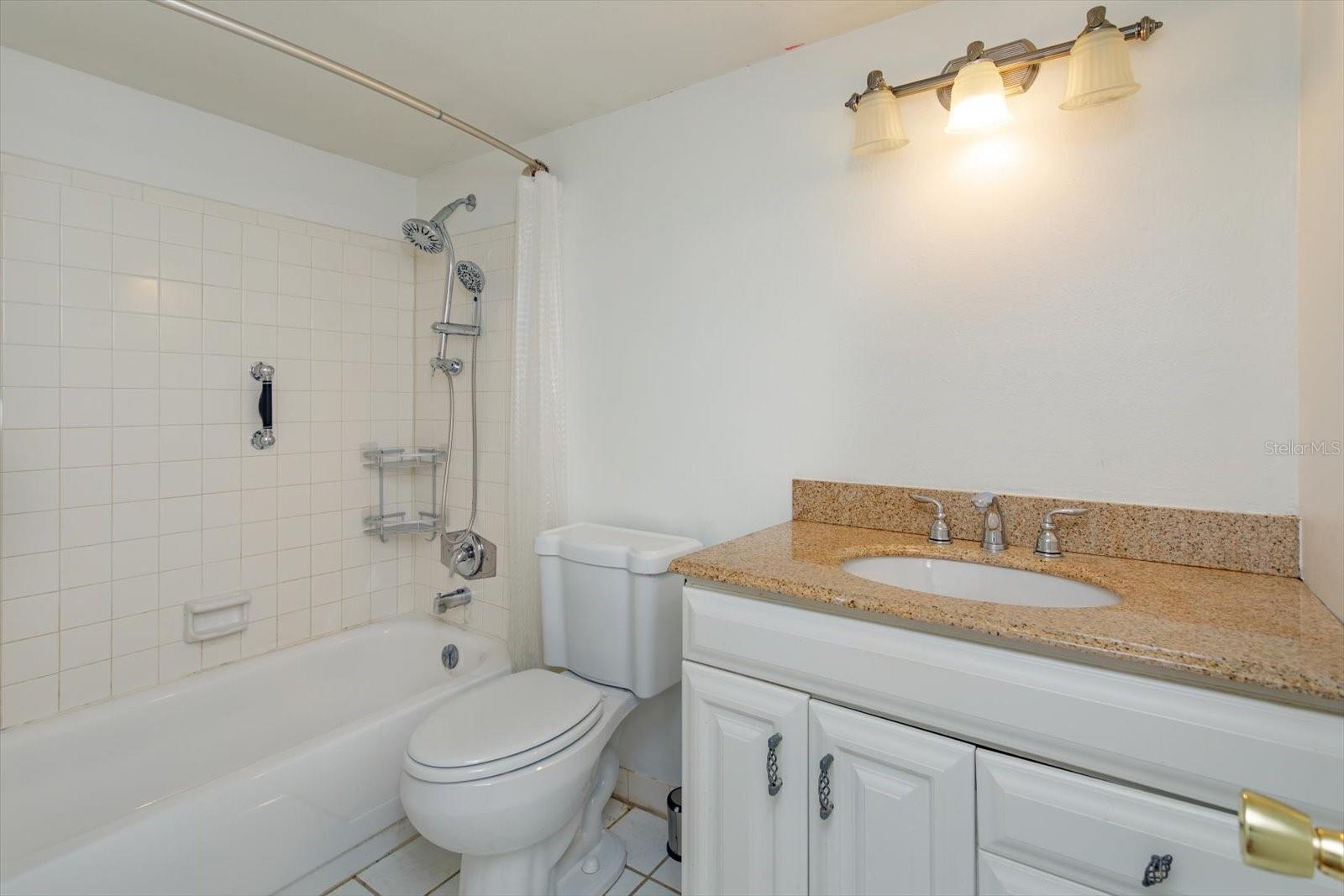 Image 15 of 20 For 200 Saint Andrews Boulevard 2607