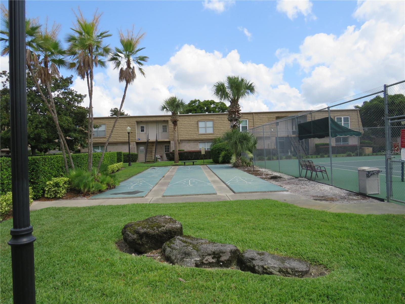 Image 17 of 20 For 200 Saint Andrews Boulevard 2607