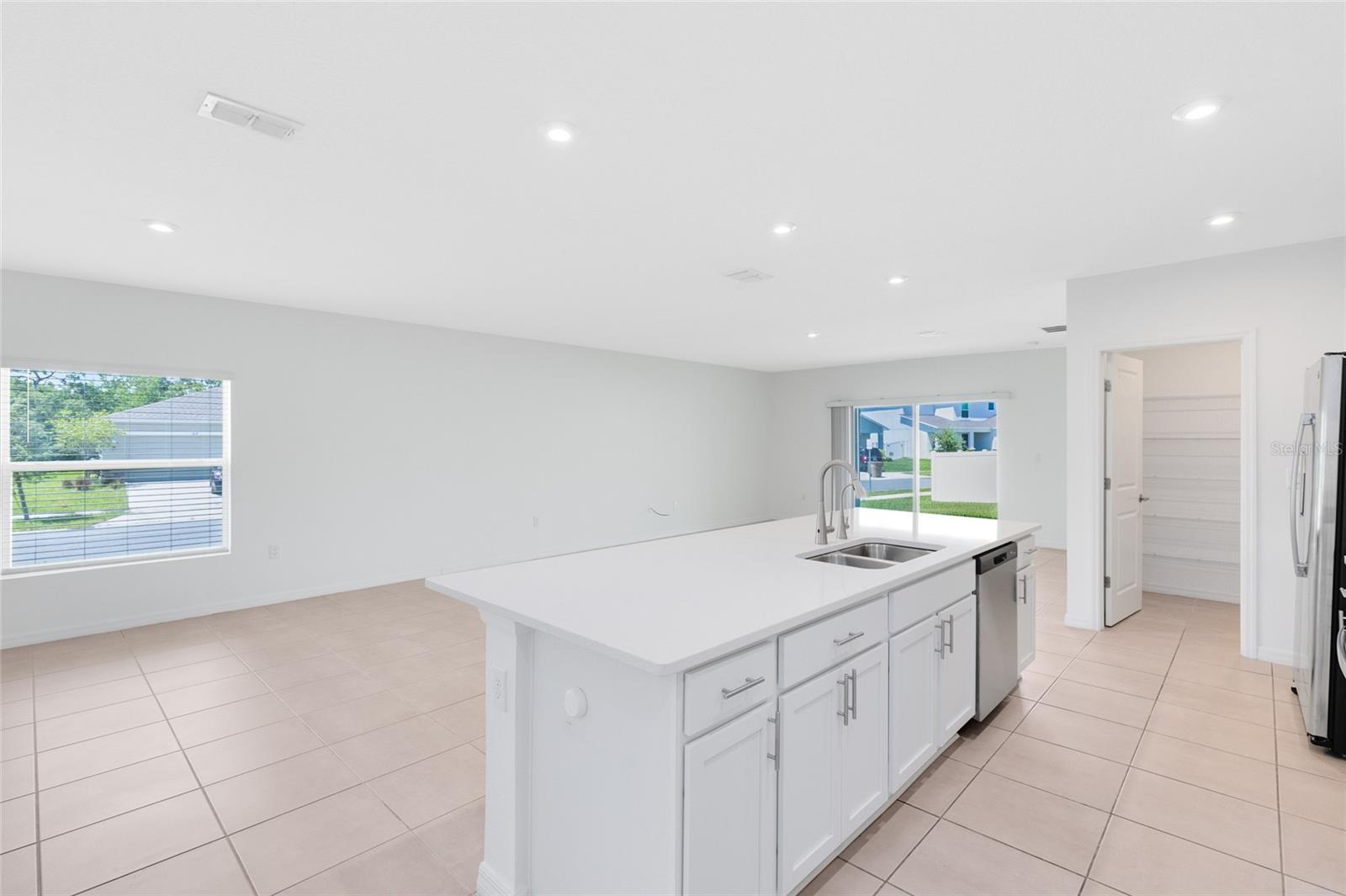 Image 7 of 28 For 200 Garnet Avenue