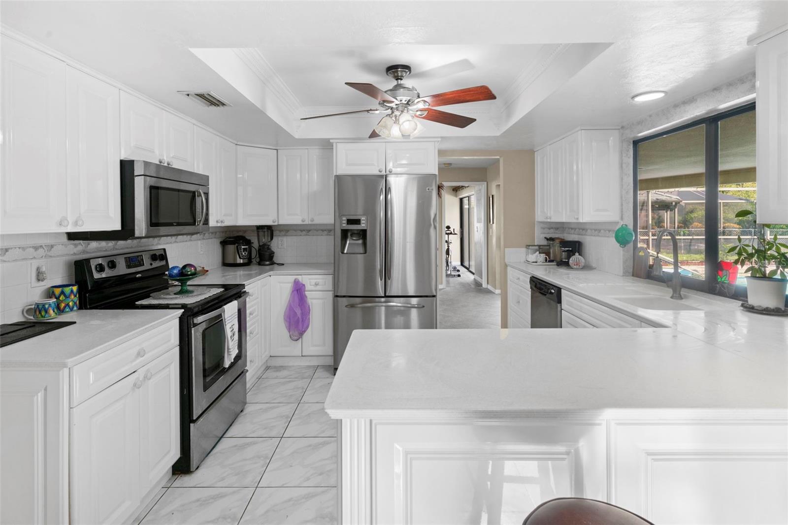 Image 10 of 58 For 2113 Lochmoor Circle