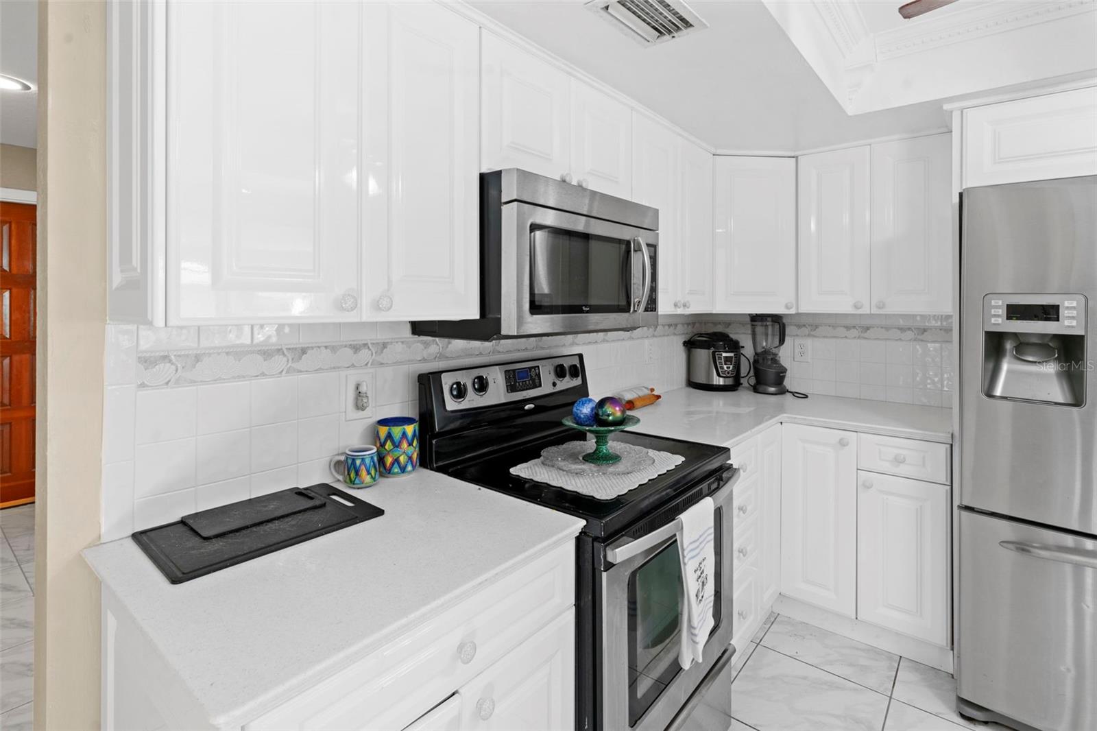 Image 12 of 58 For 2113 Lochmoor Circle
