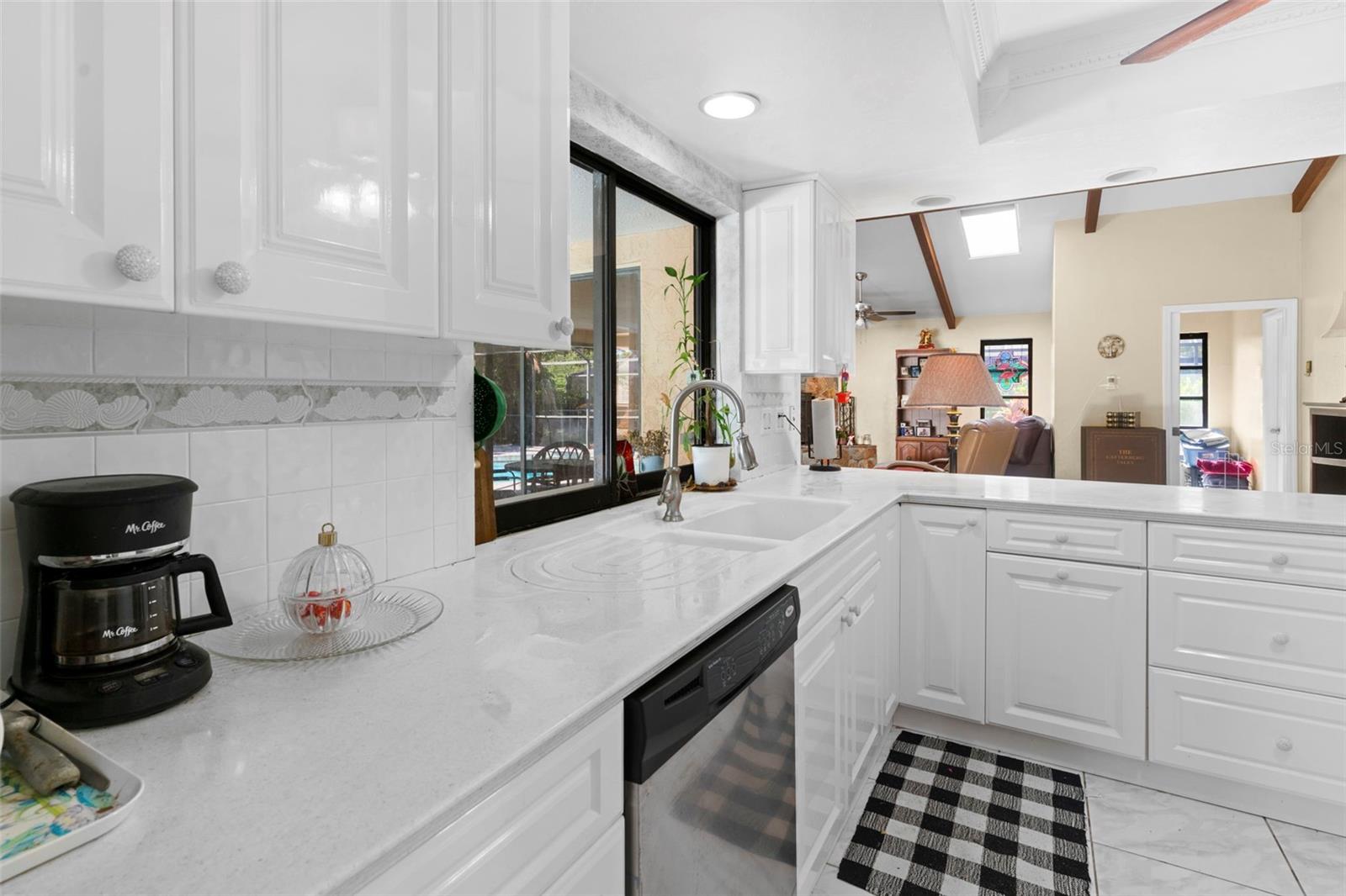 Image 15 of 58 For 2113 Lochmoor Circle