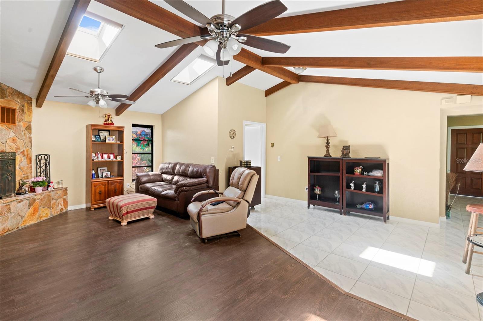 Image 16 of 58 For 2113 Lochmoor Circle