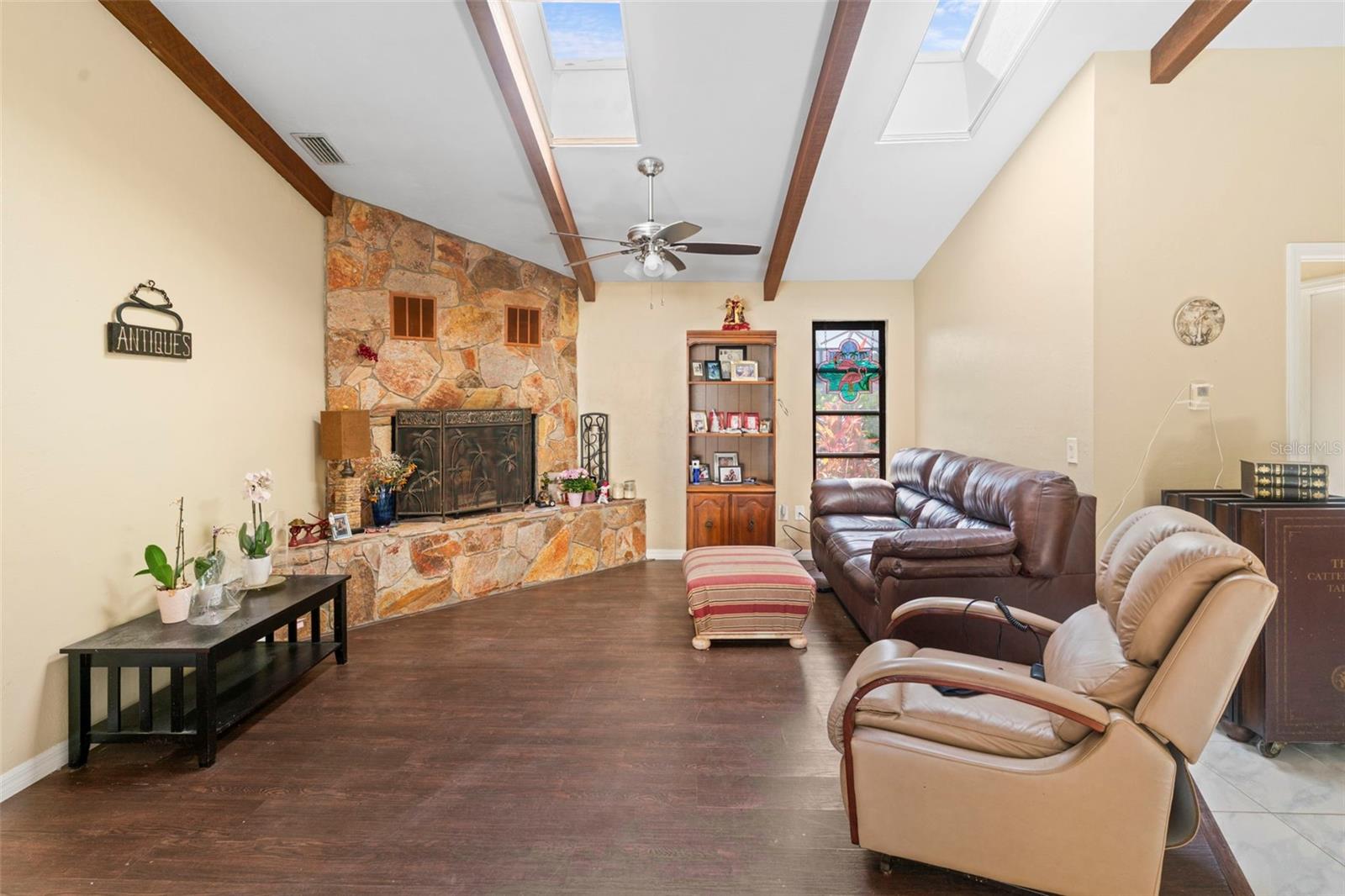 Image 18 of 58 For 2113 Lochmoor Circle